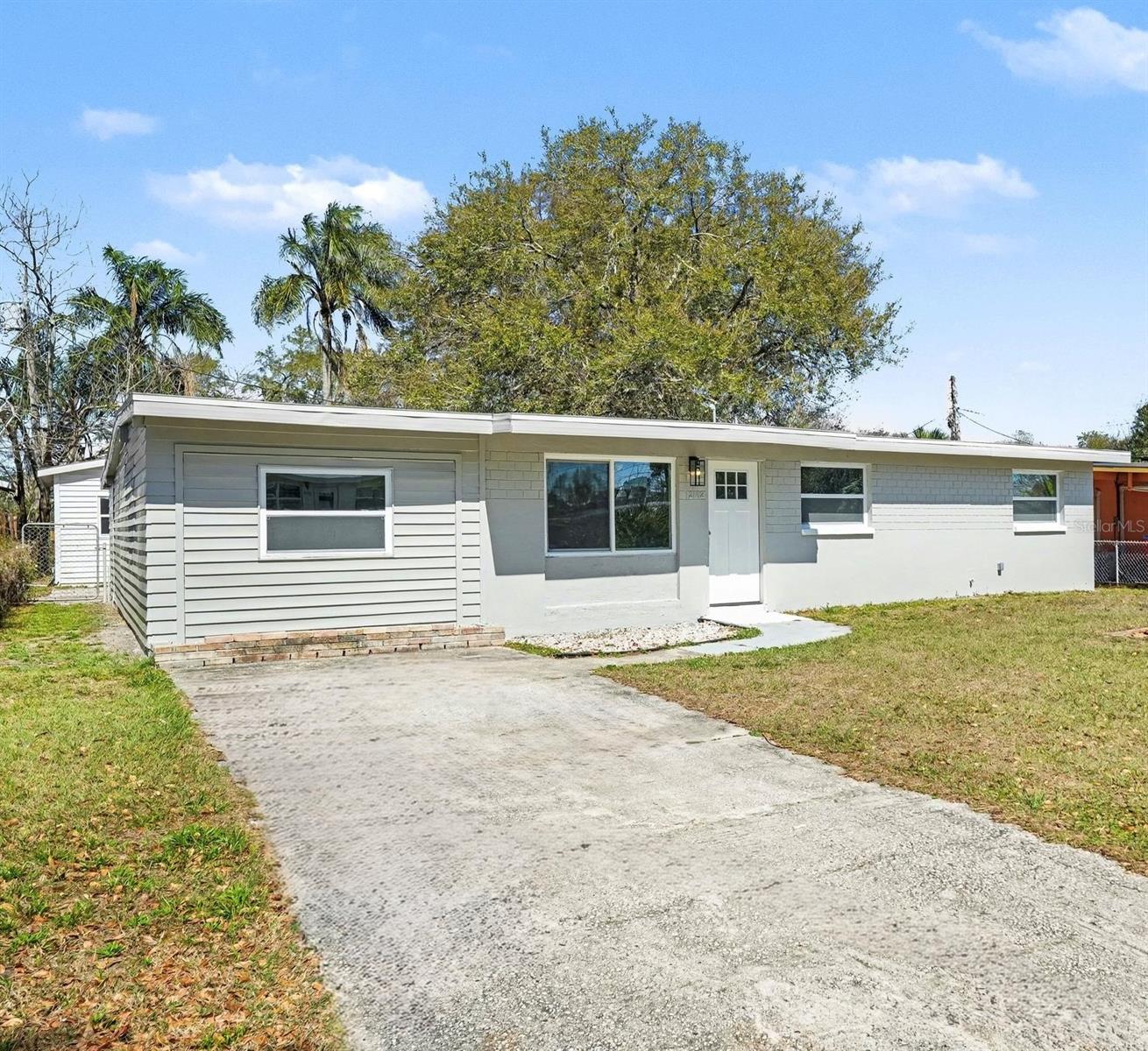 2162 BARCELONA DR, CLEARWATER, FL