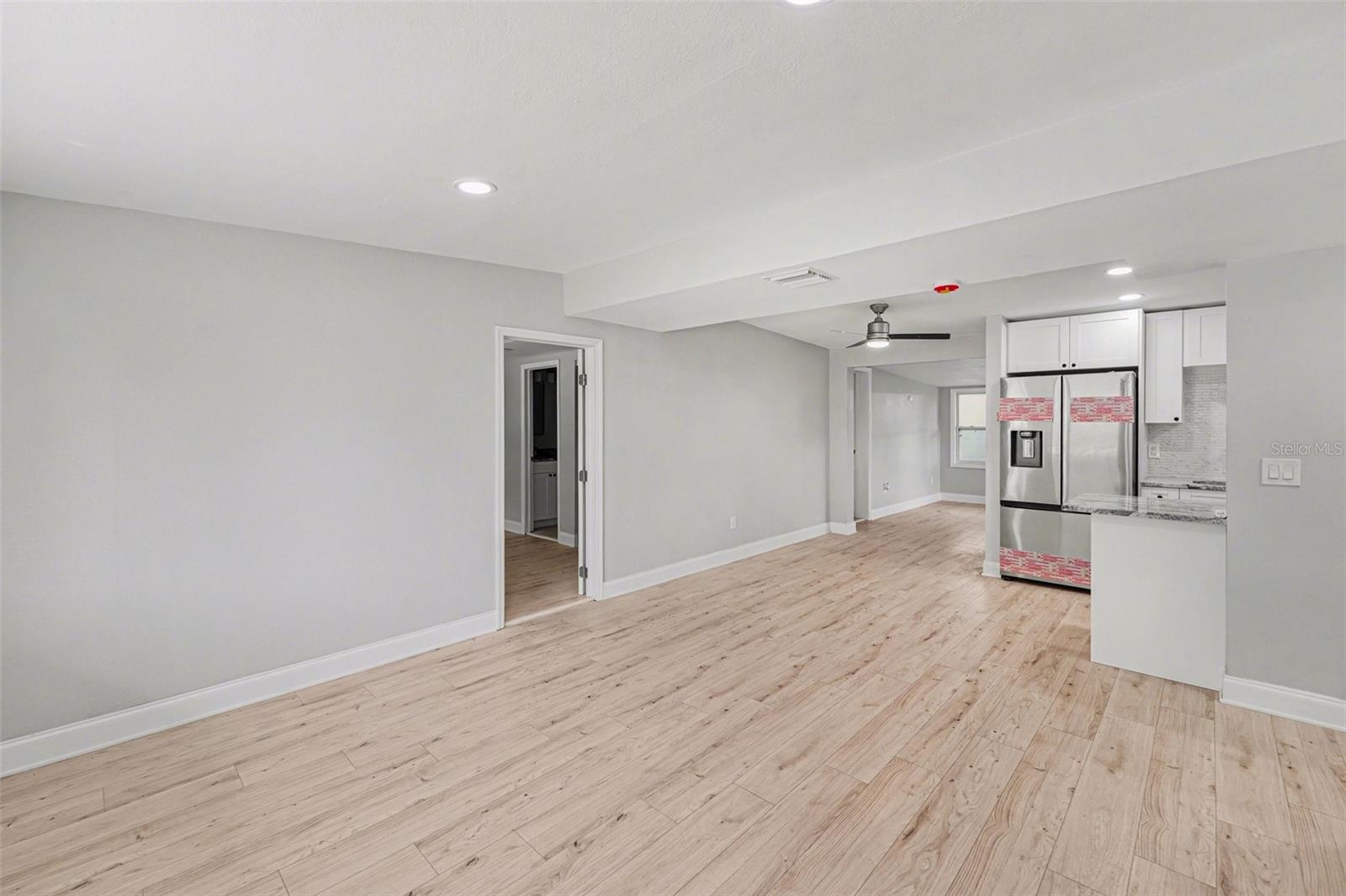 2162 BARCELONA DR, CLEARWATER, FL — photo 3