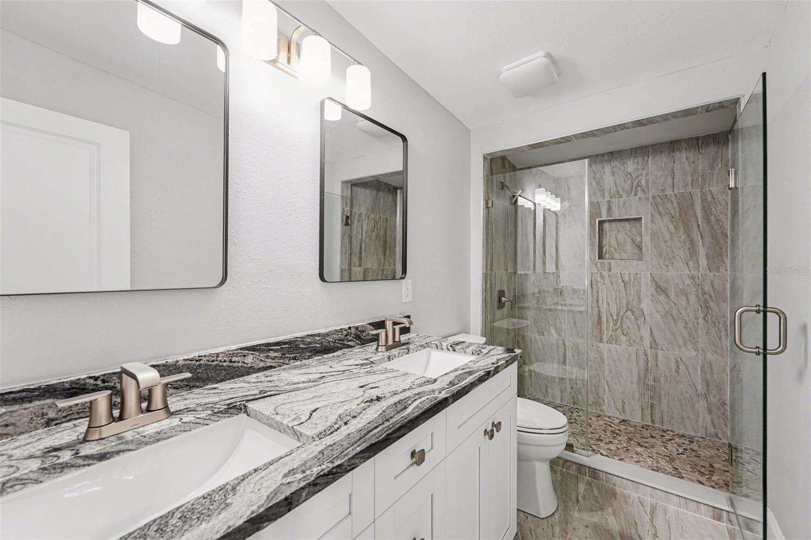 2162 BARCELONA DR, CLEARWATER, FL — photo 11