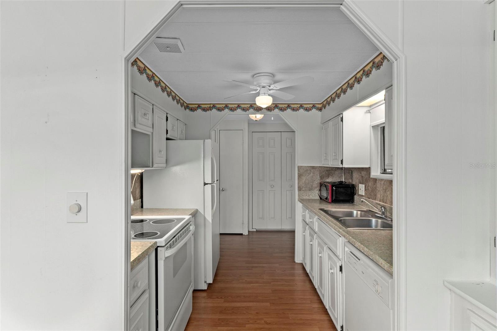 12045 FORMOSA ST, BROOKSVILLE, FL — photo 23