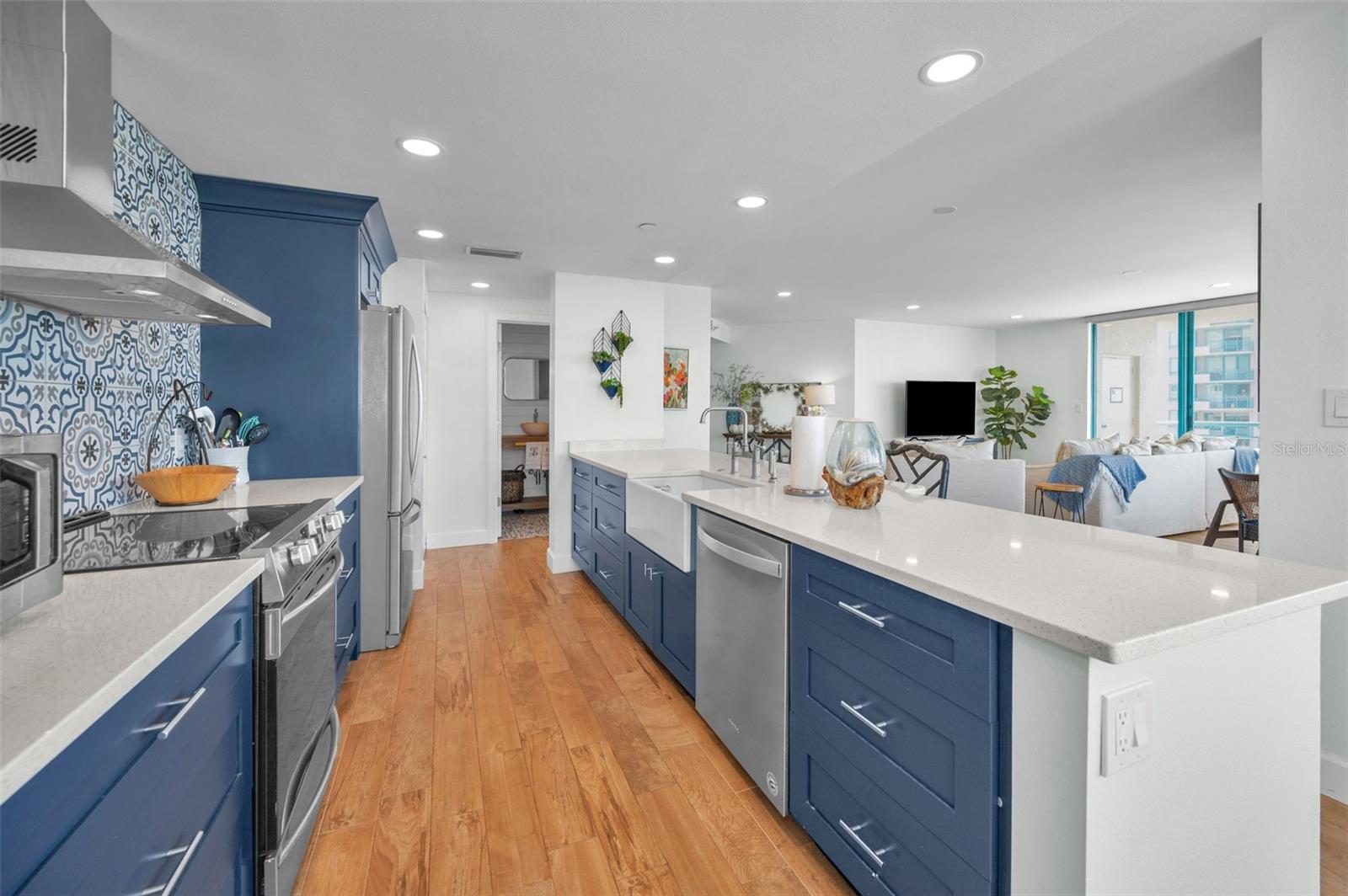 1520 GULF BLVD #1201, CLEARWATER BEACH, FL — photo 44
