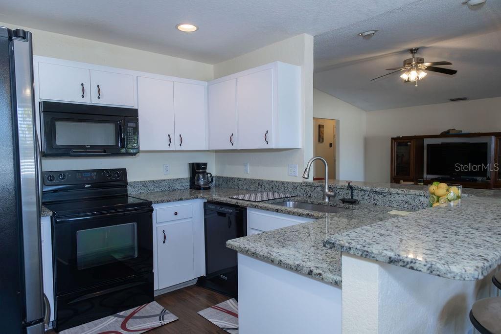 1015 HIGHLAND CREST CIR, LAKE WALES, FL — photo 12