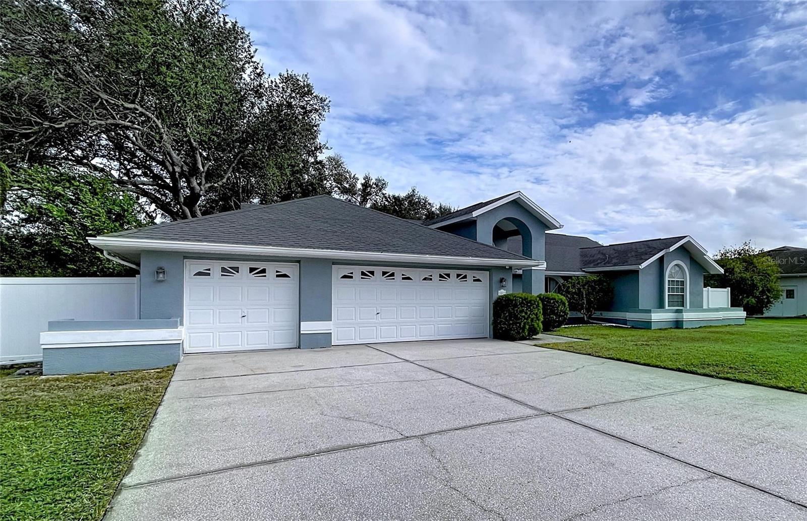18812 BASCOMB LANE, HUDSON, FL — photo 4