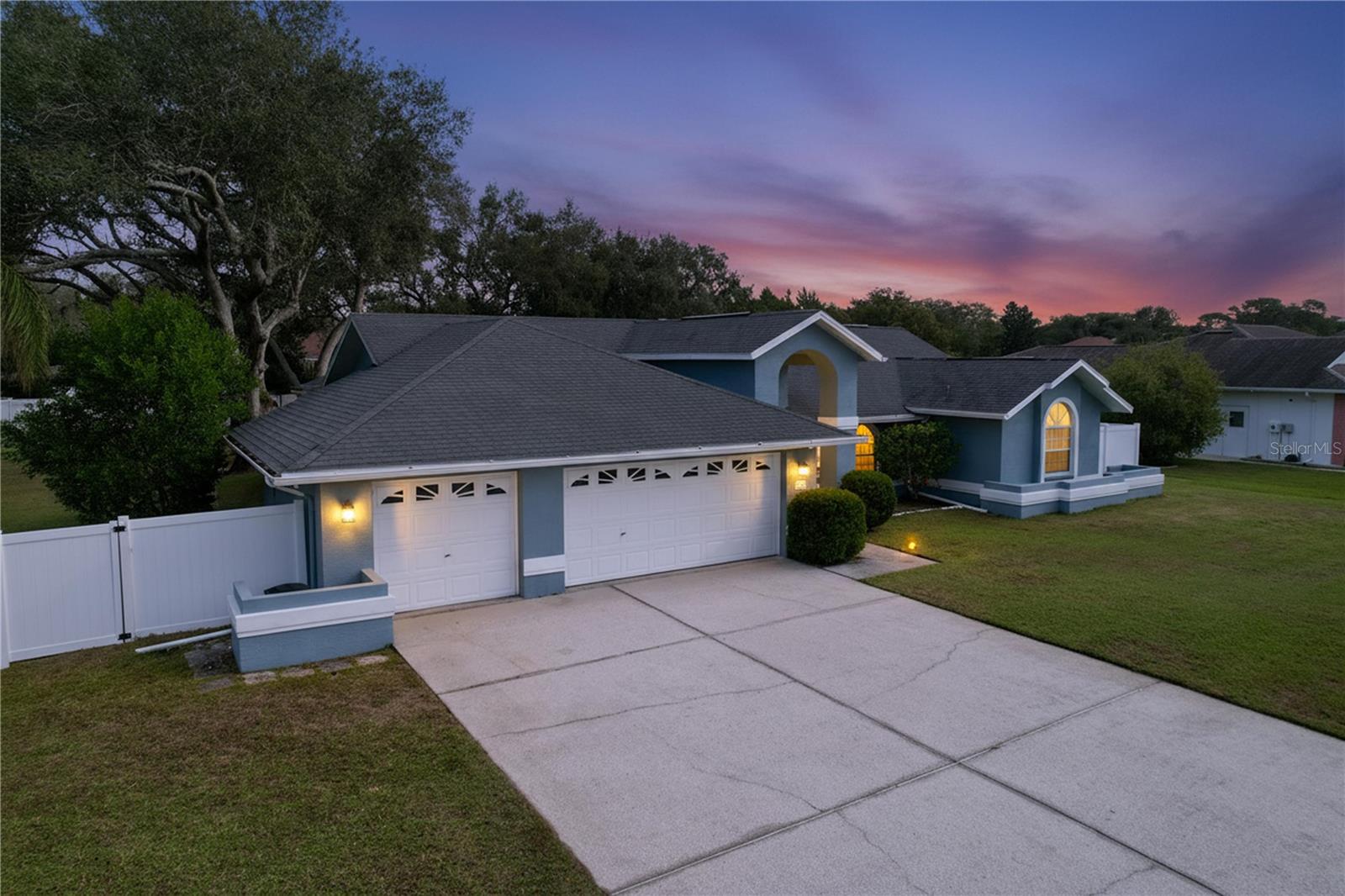18812 BASCOMB LANE, HUDSON, FL — photo 10
