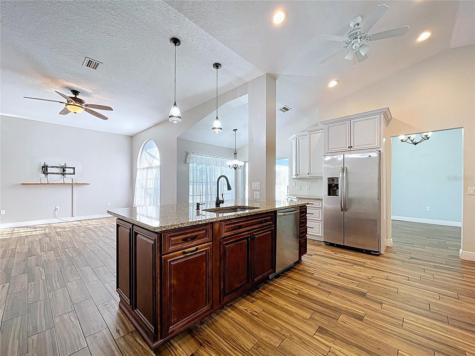 18812 BASCOMB LANE, HUDSON, FL — photo 28