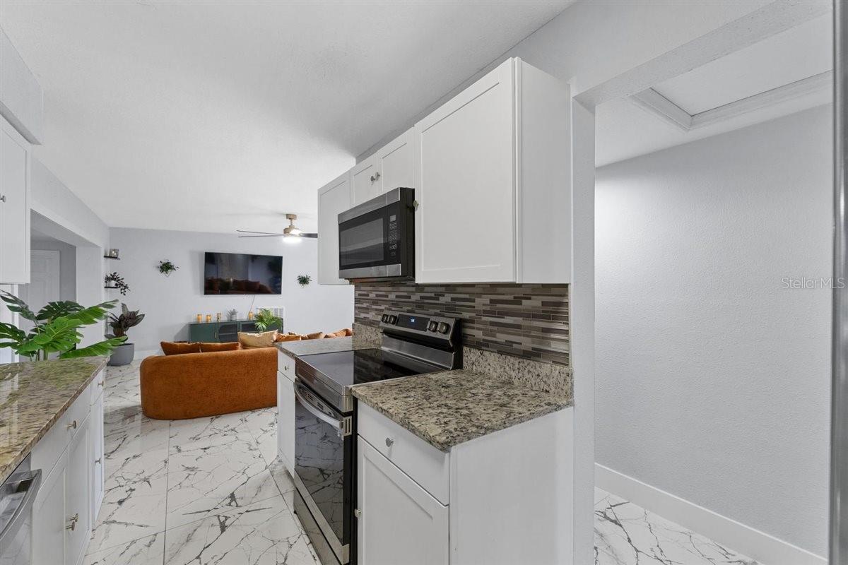 8120 GONDOLA DR, ORLANDO, FL — photo 11