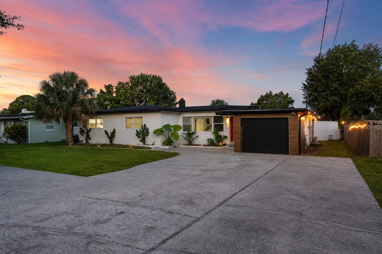 8120 GONDOLA DR, ORLANDO, FL — photo 2