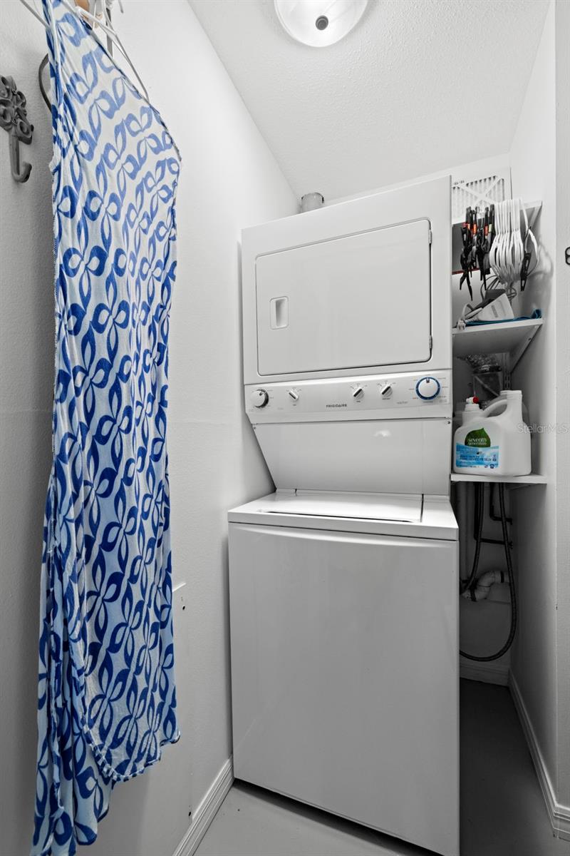 300 CLYDE LN #106, DUNEDIN, FL — photo 24