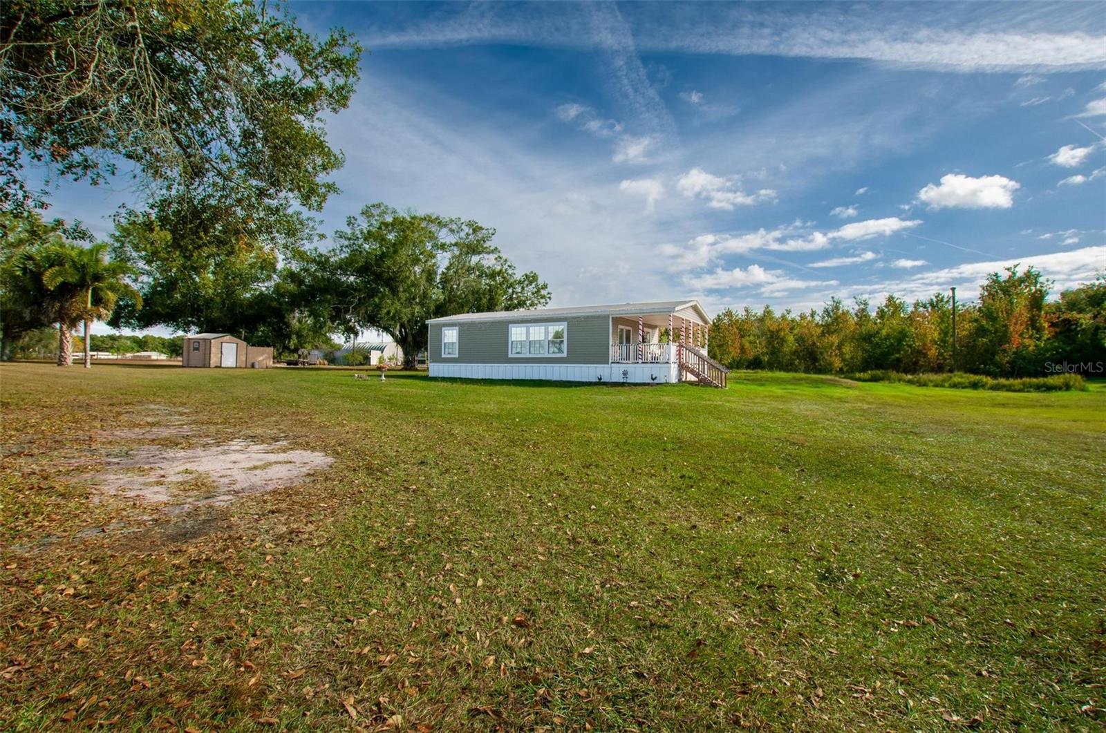 2837 NE PERSIMMON DR, ARCADIA, FL — photo 17