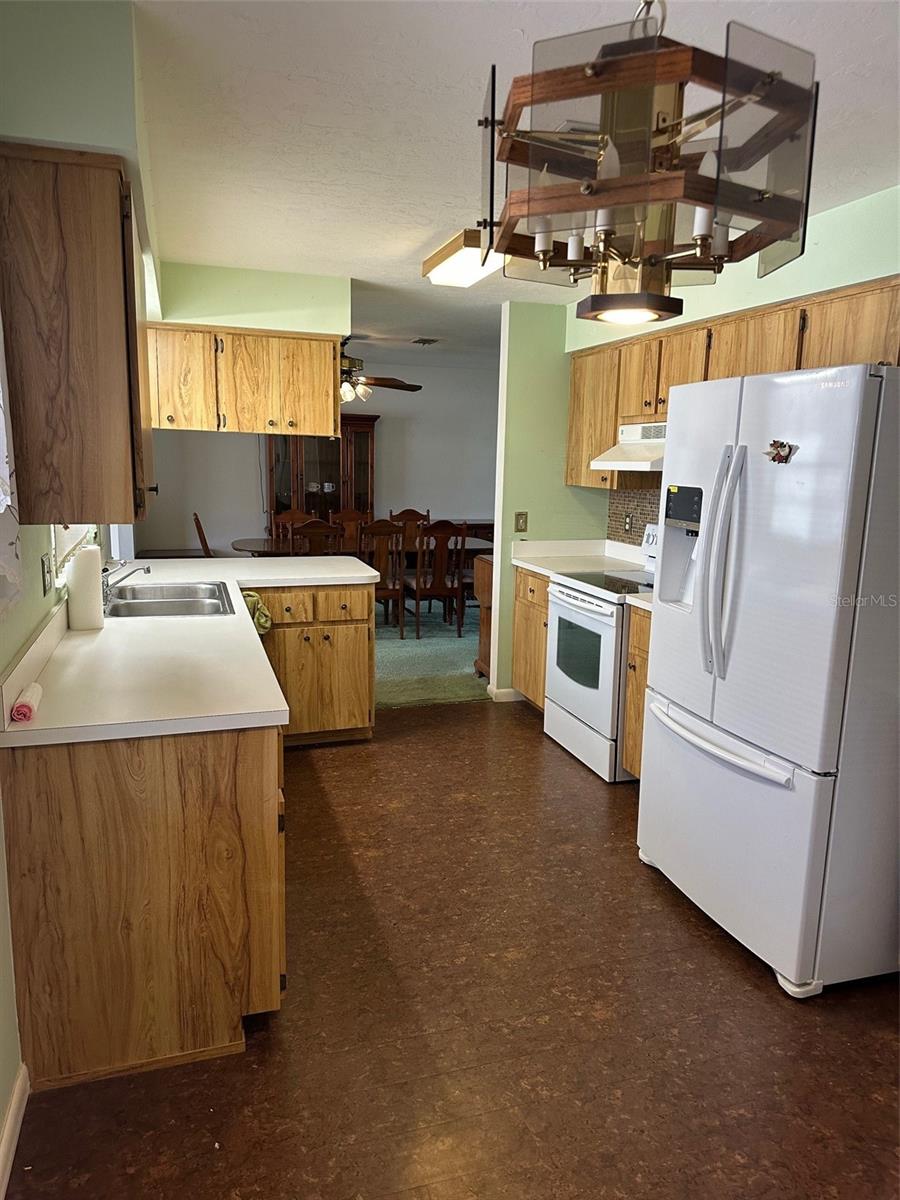 200 S DESOTO ST, BEVERLY HILLS, FL — photo 31