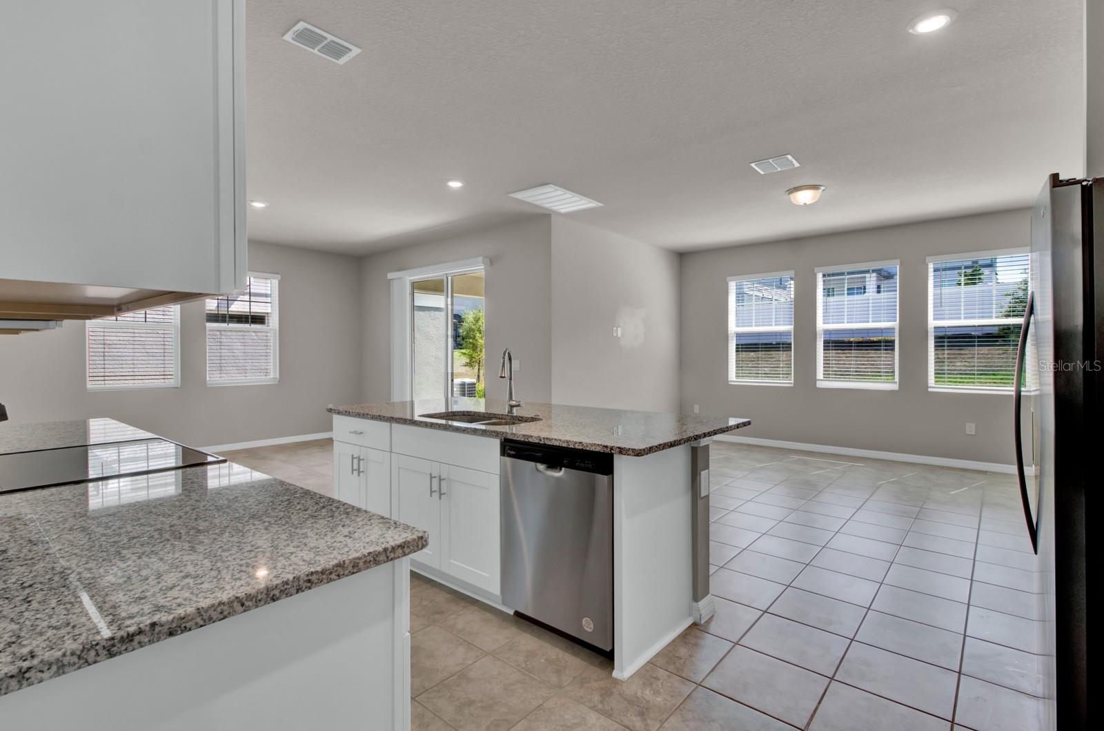 2447 GOLD DUST DR, CLERMONT, FL — photo 33