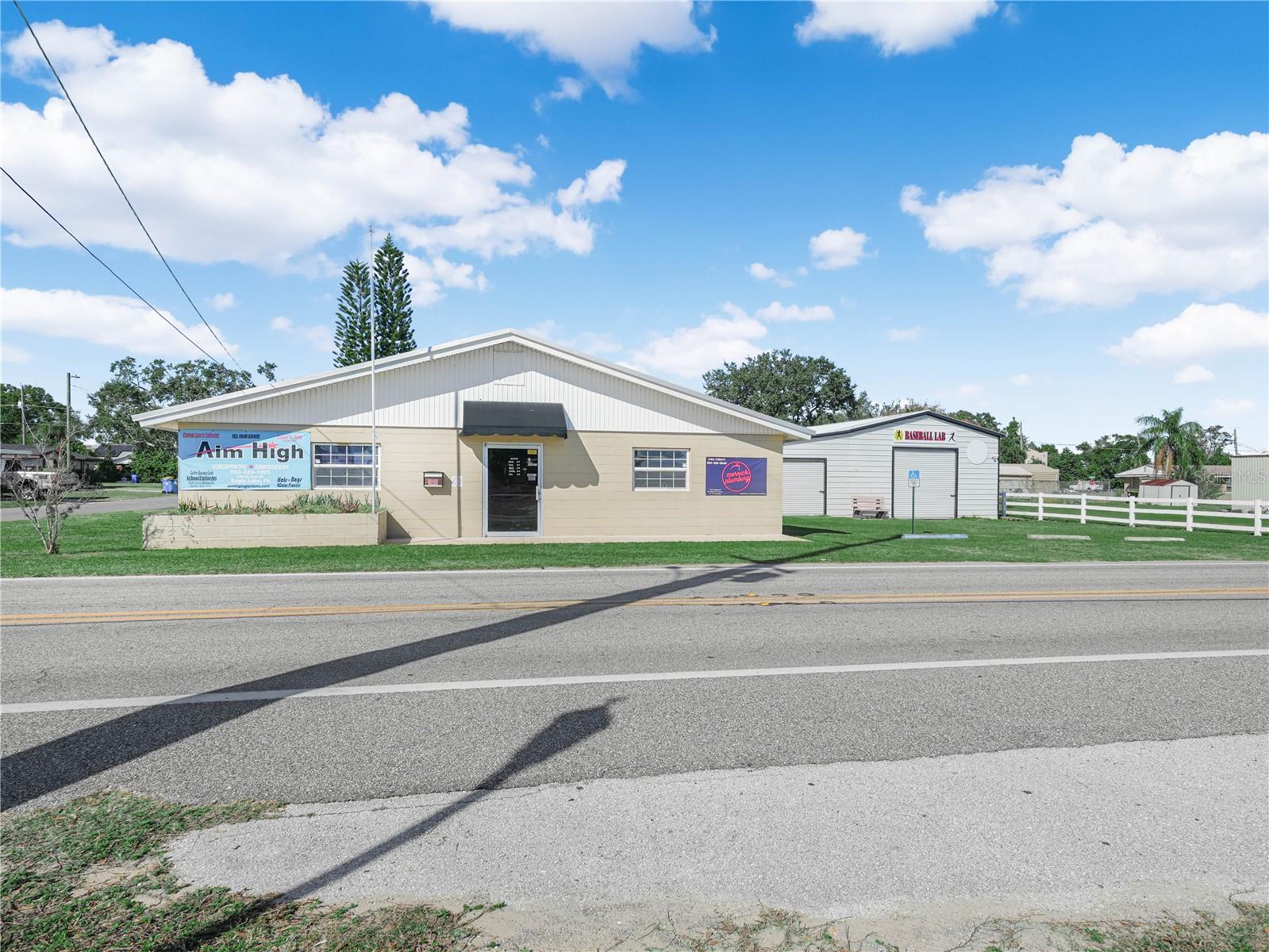 109 N 3RD ST, EAGLE LAKE, FL