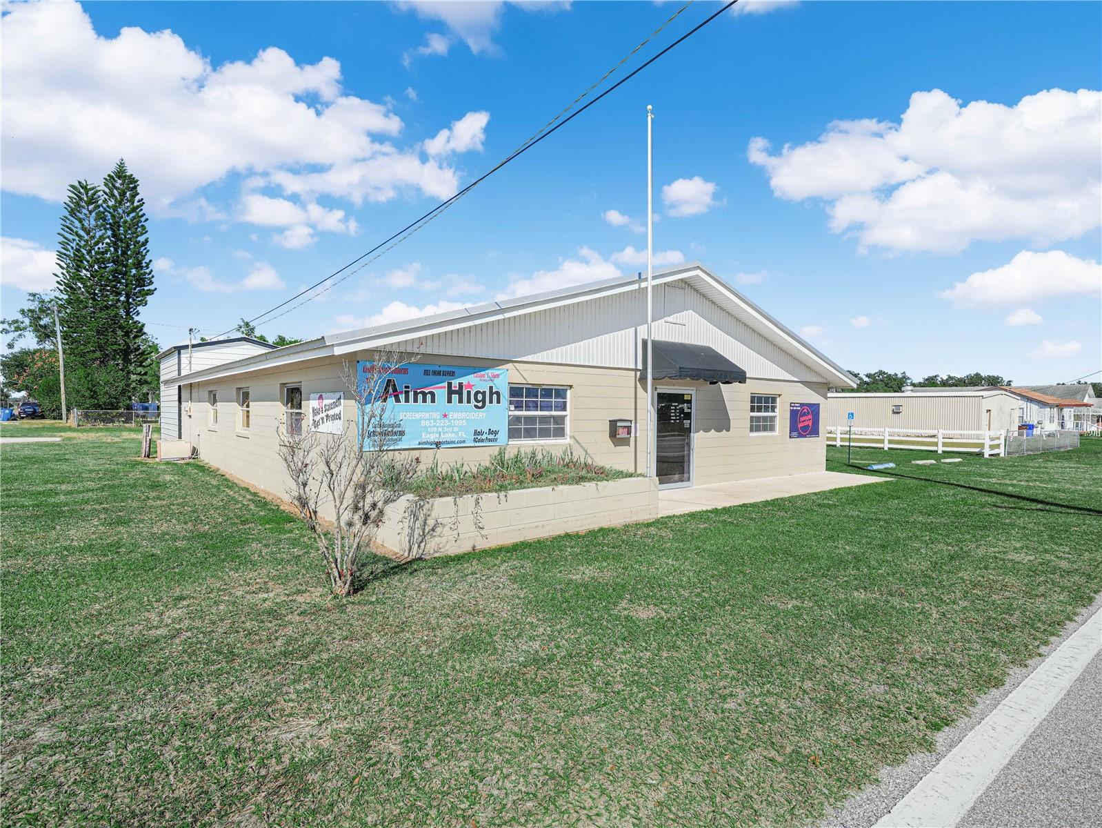 109 N 3RD ST, EAGLE LAKE, FL — photo 11