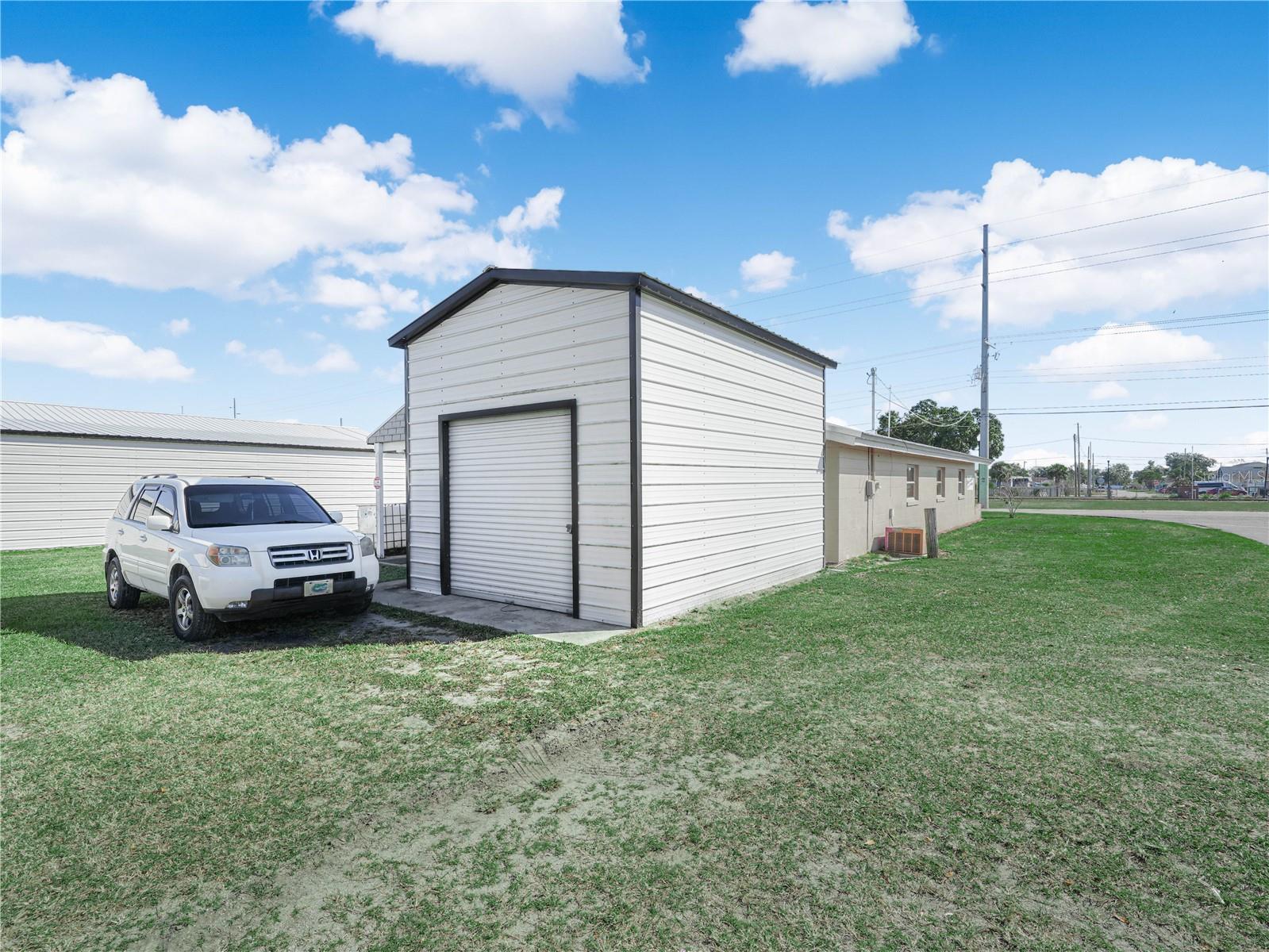 109 N 3RD ST, EAGLE LAKE, FL — photo 22