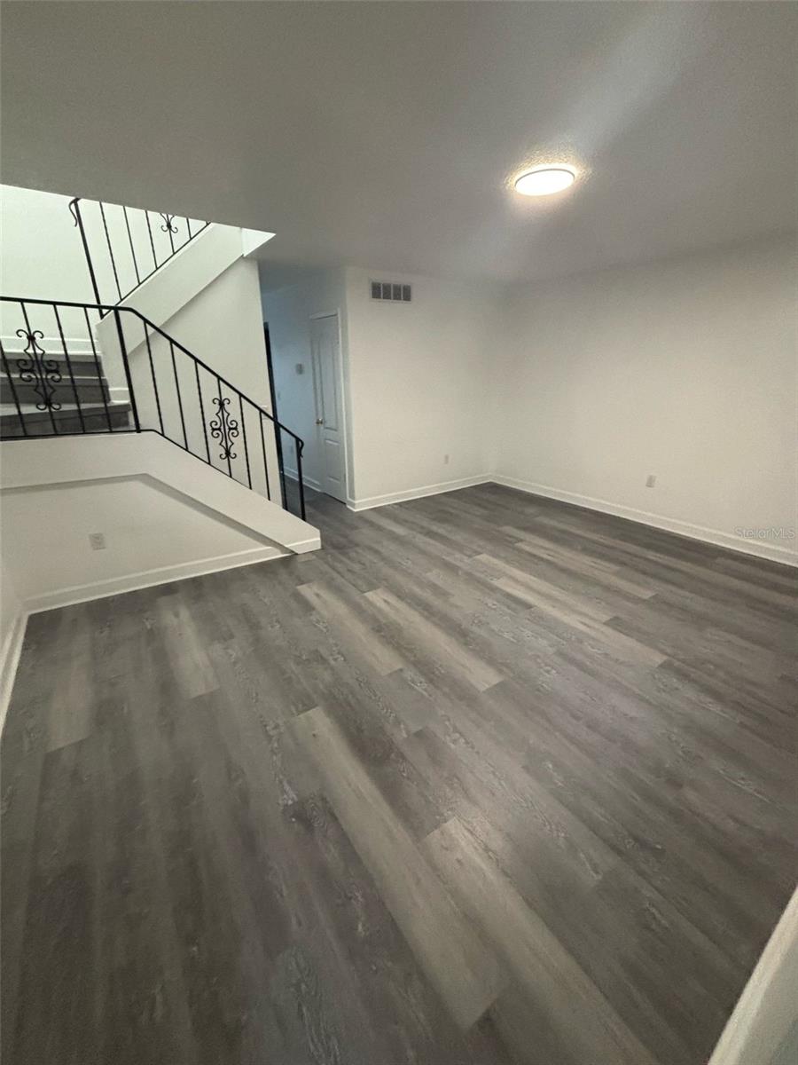 5930 VILLAGE CIR #GE, ORLANDO, FL — photo 4