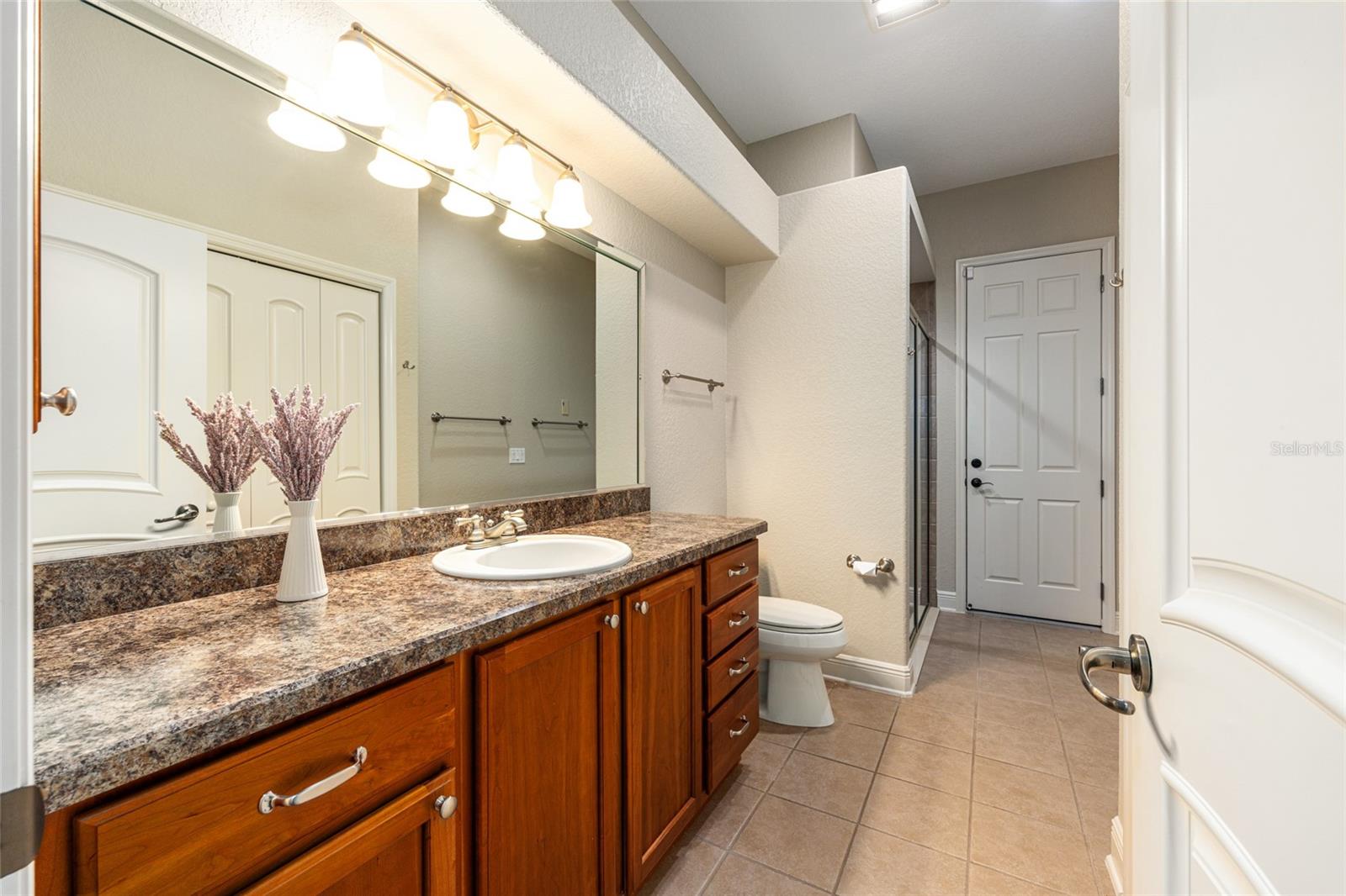 1568 BLACK LAKE DR, THE VILLAGES, FL — photo 23