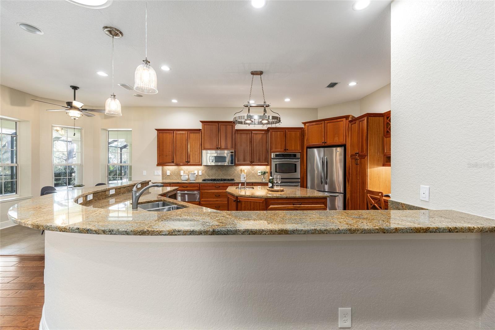 1568 BLACK LAKE DR, THE VILLAGES, FL — photo 44