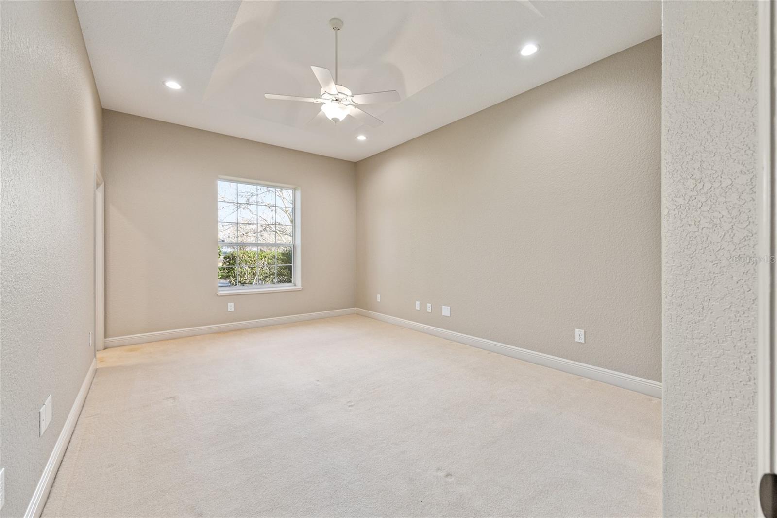 1568 BLACK LAKE DR, THE VILLAGES, FL — photo 65