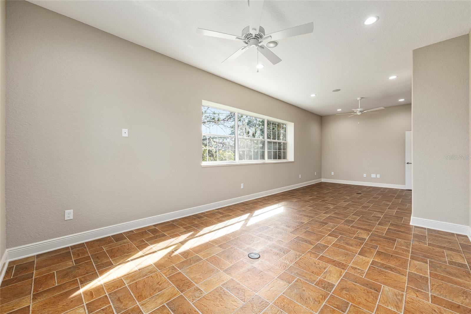1568 BLACK LAKE DR, THE VILLAGES, FL — photo 58