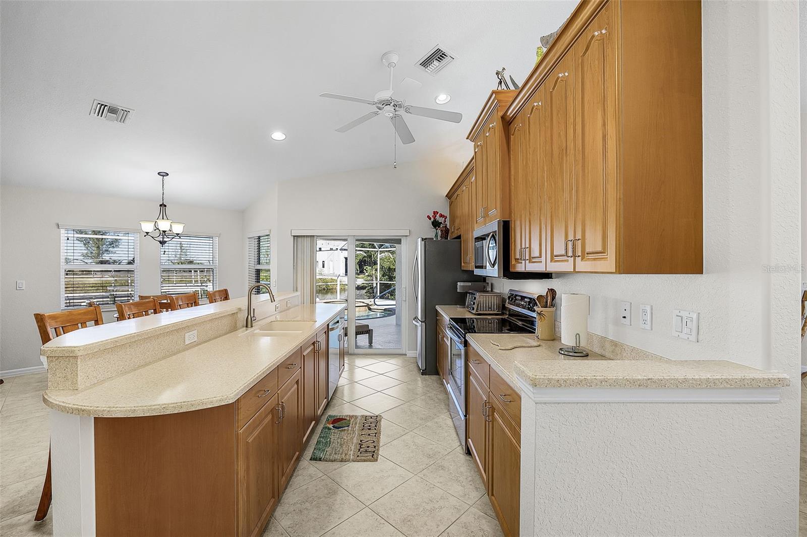 430 NW 39TH AVE, CAPE CORAL, FL — photo 12