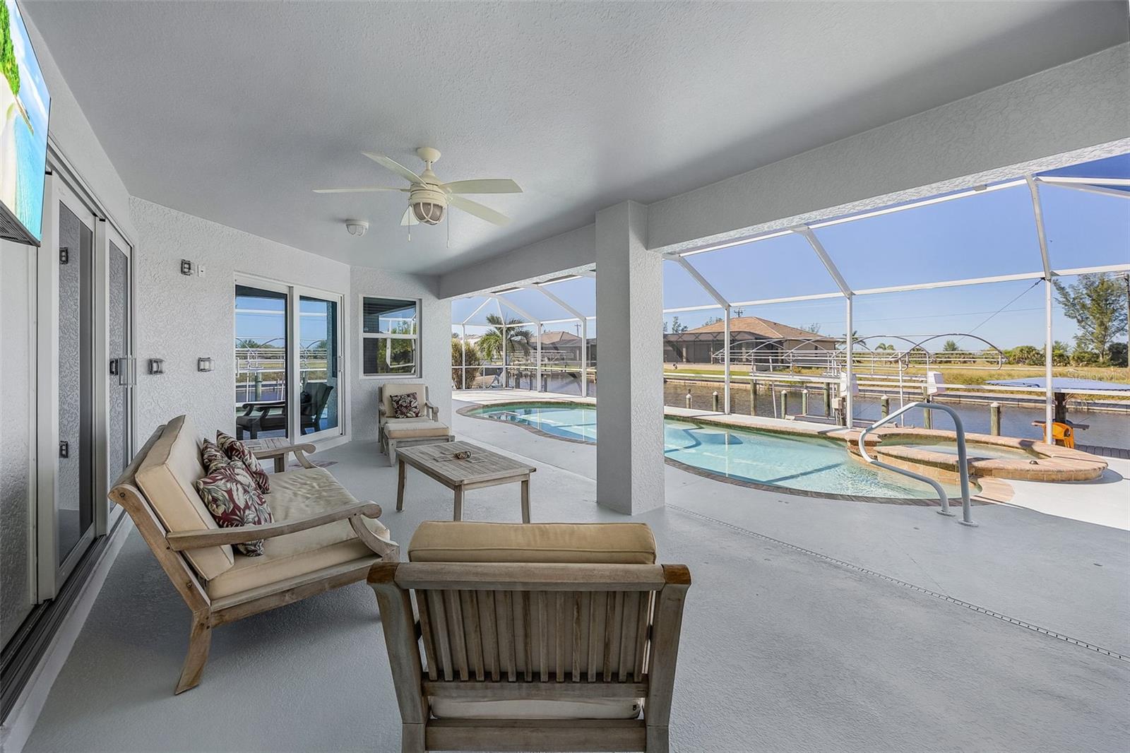 430 NW 39TH AVE, CAPE CORAL, FL — photo 37