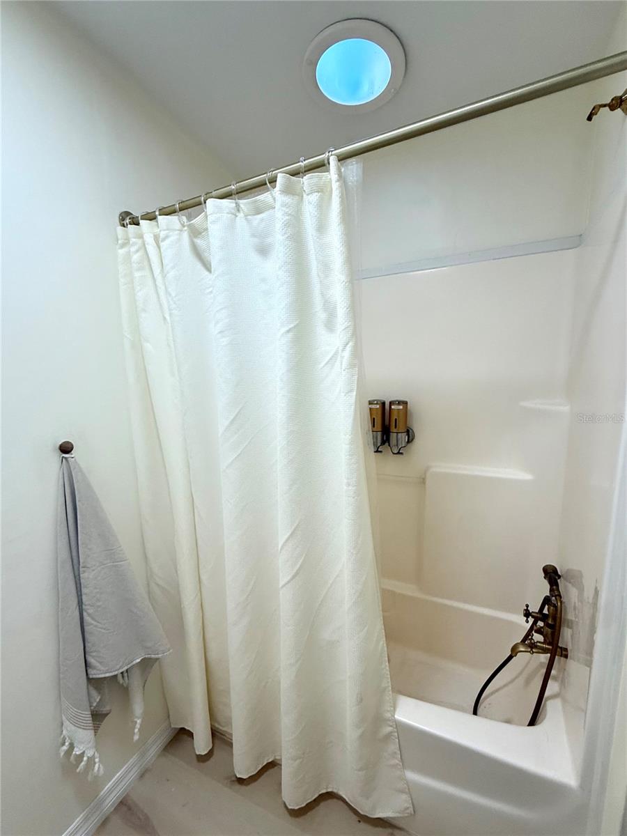 5516 MAZE DR, PUNTA GORDA, FL — photo 46