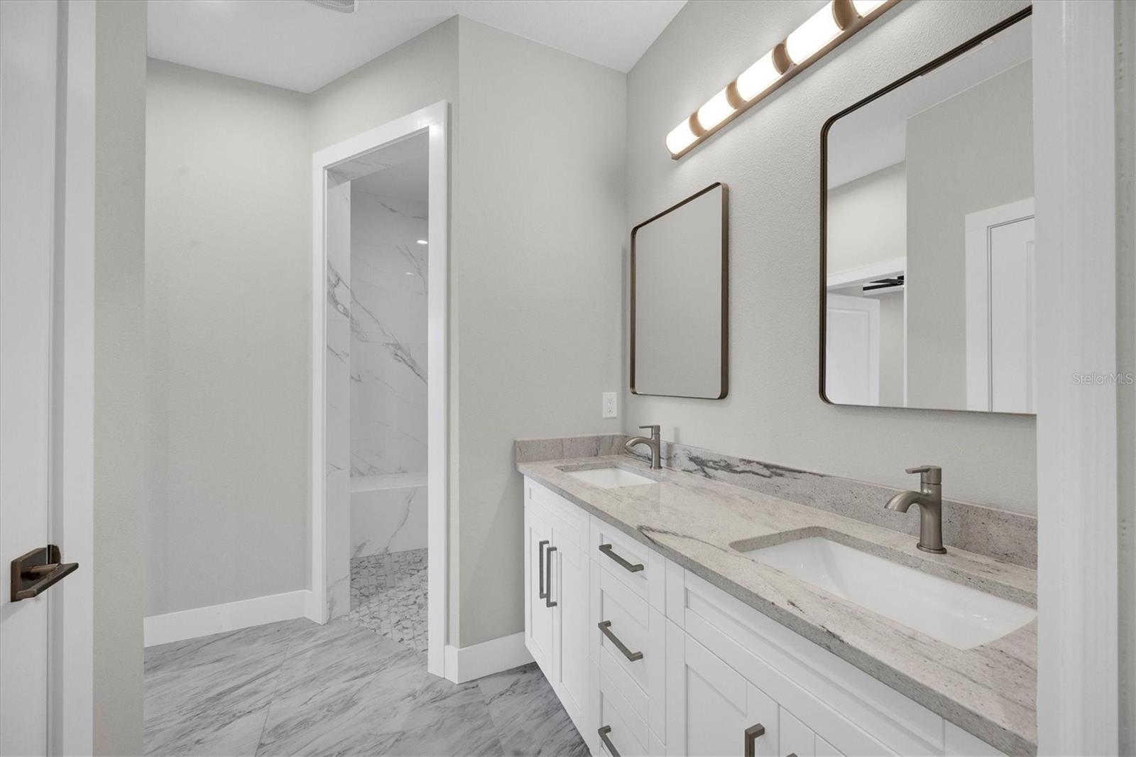 9 BUNKER PL, ROTONDA WEST, FL — photo 21