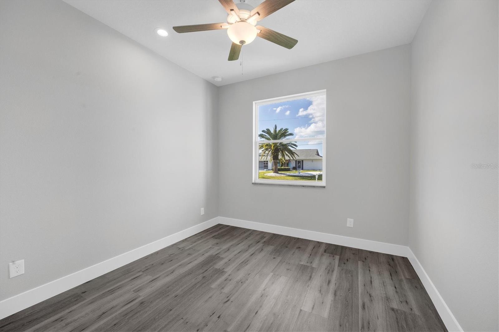 9 BUNKER PL, ROTONDA WEST, FL — photo 24