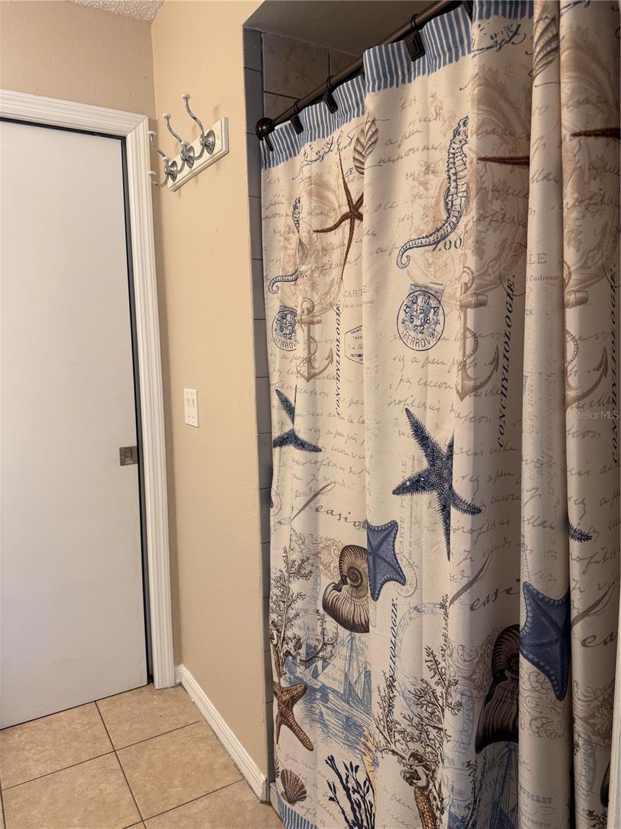 2987 N BISCAYNE DR, NORTH PORT, FL — photo 38