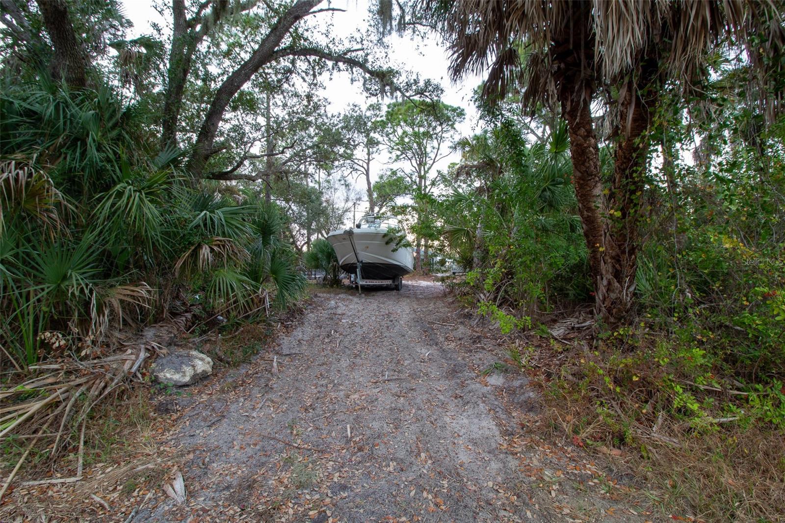 15038 CRESENT AVE, PORT CHARLOTTE, FL — photo 2