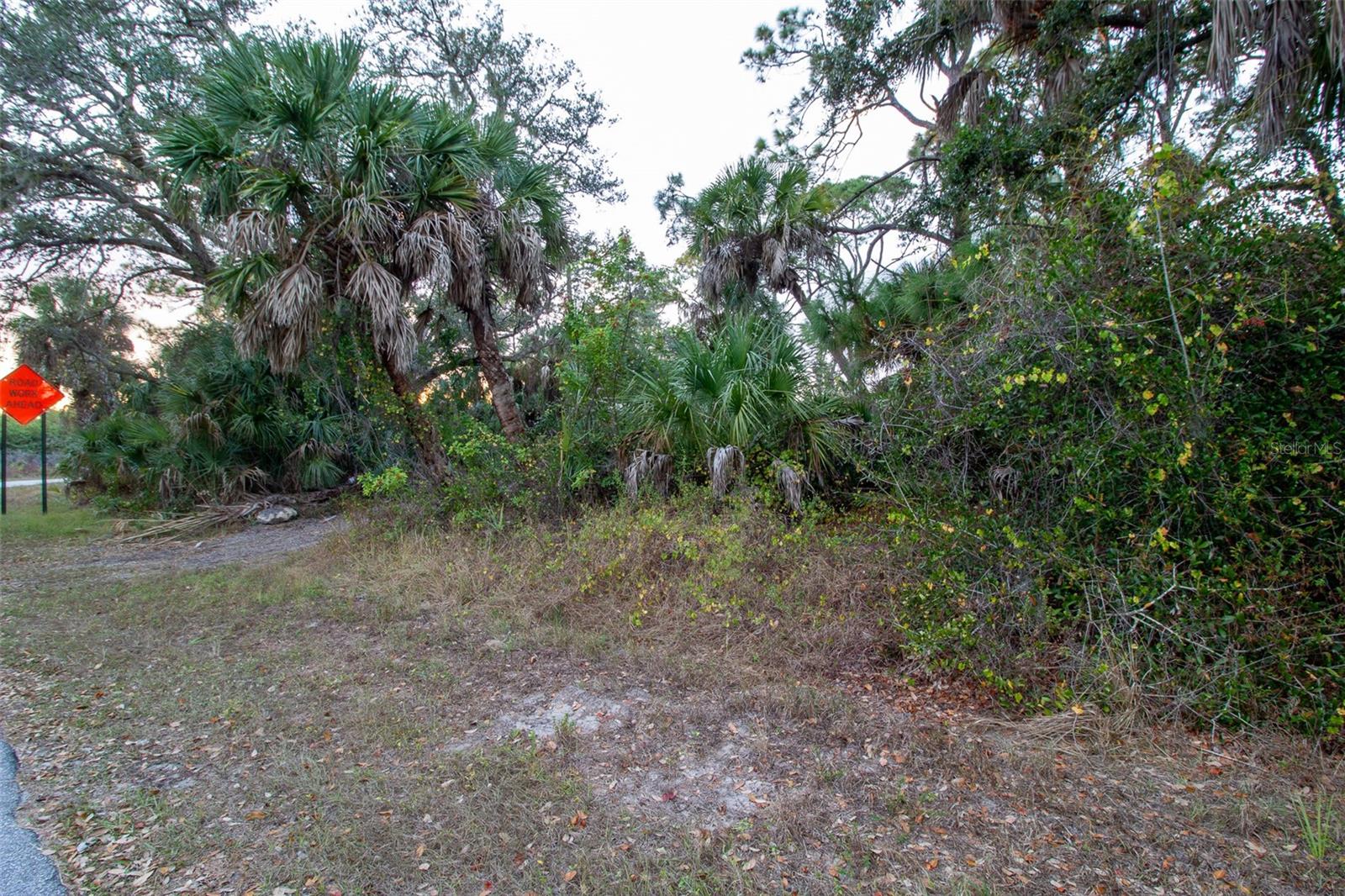 15038 CRESENT AVE, PORT CHARLOTTE, FL — photo 6
