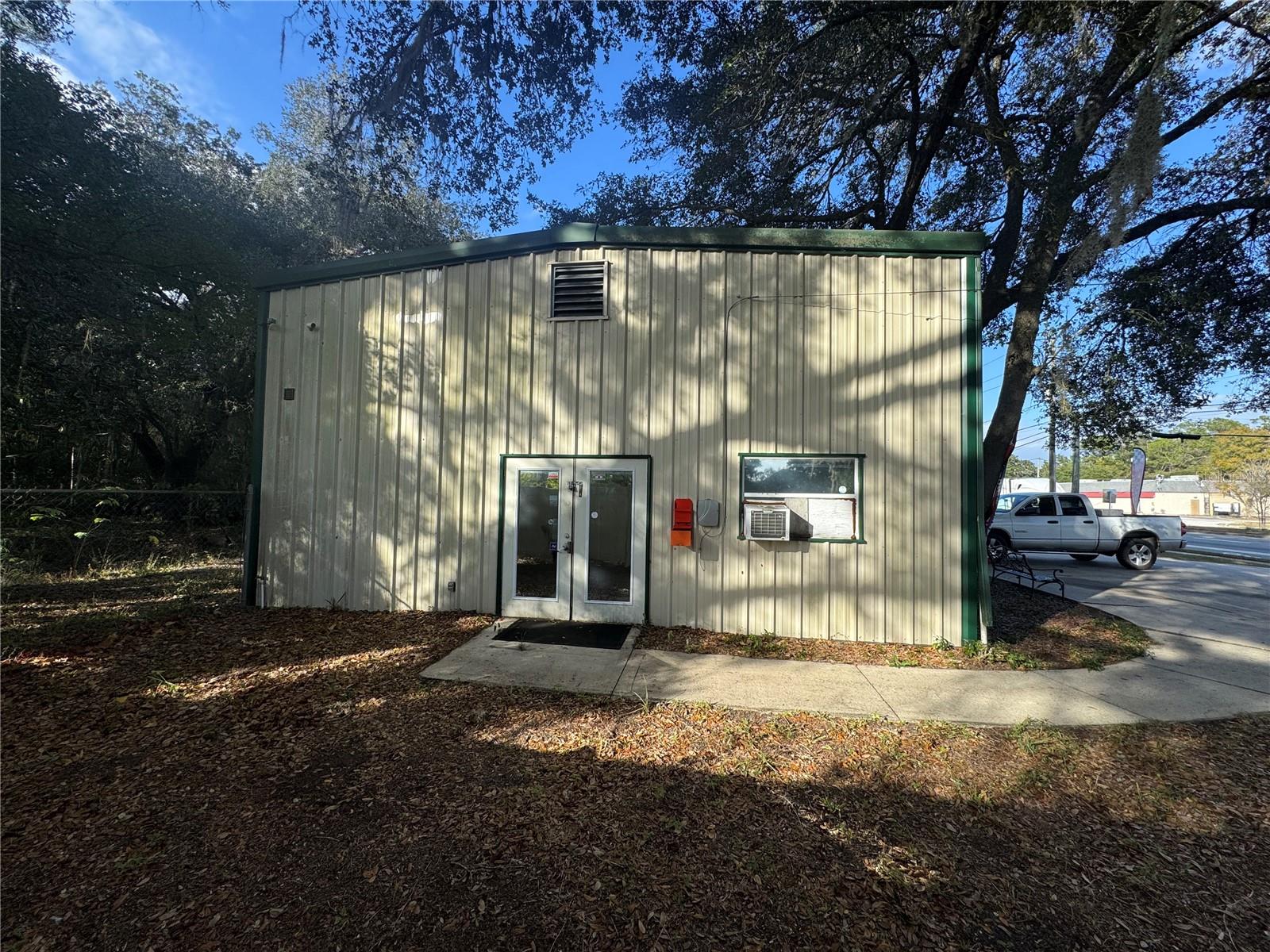 15050 NE US HIGHWAY 301, WALDO, FL