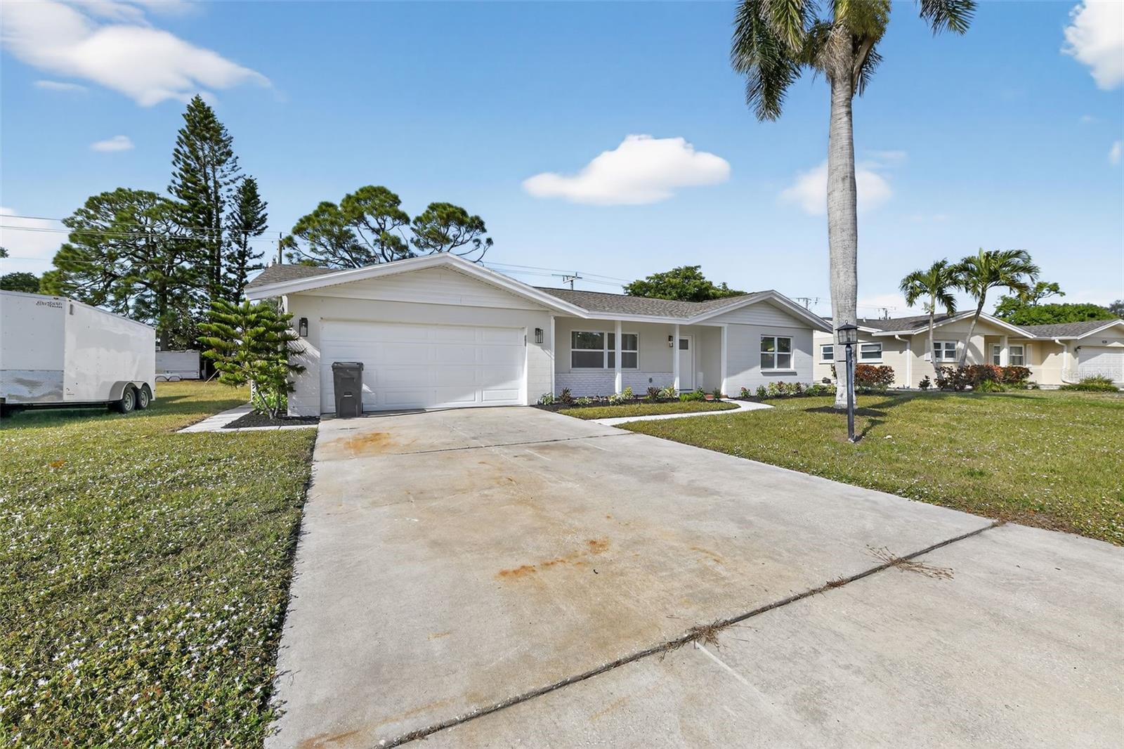 6224 7TH AVENUE DR W, BRADENTON, FL — photo 2