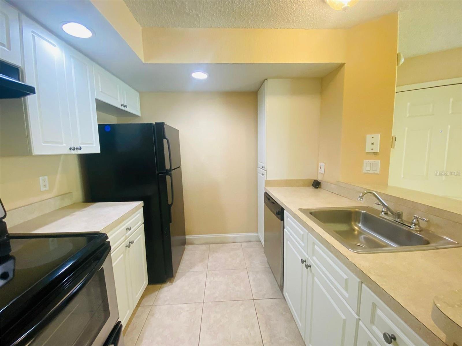 5773 GATLIN AVE #616, ORLANDO, FL — photo 7