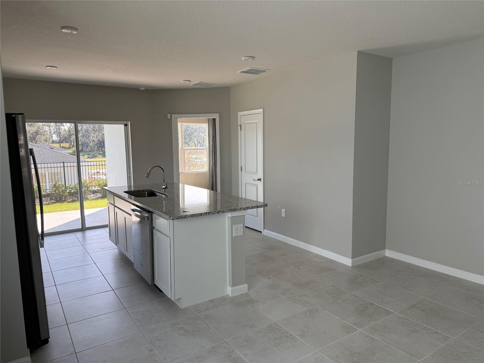 1200 PORT BLUE WAY, LADY LAKE, FL — photo 10