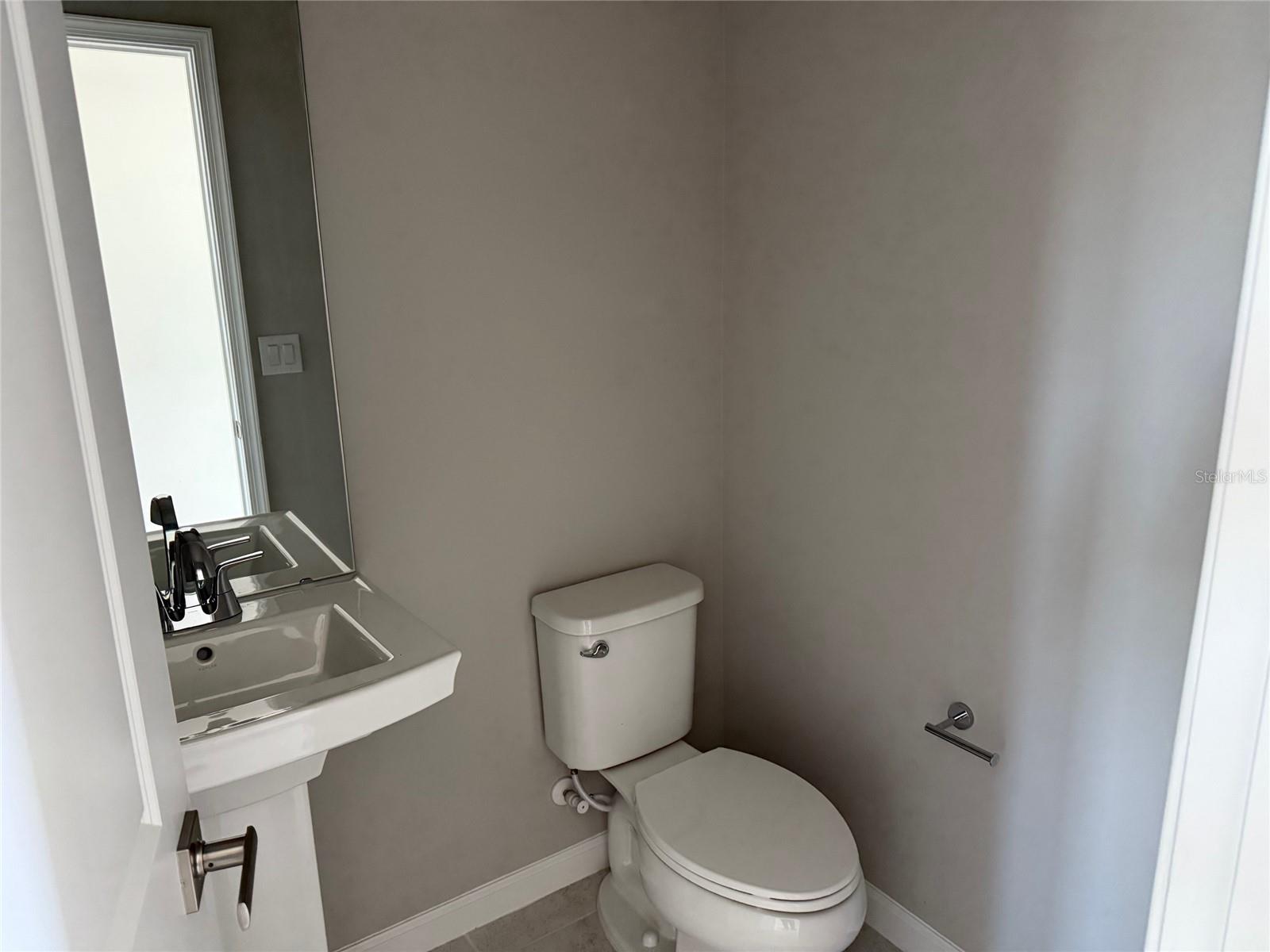 1200 PORT BLUE WAY, LADY LAKE, FL — photo 15