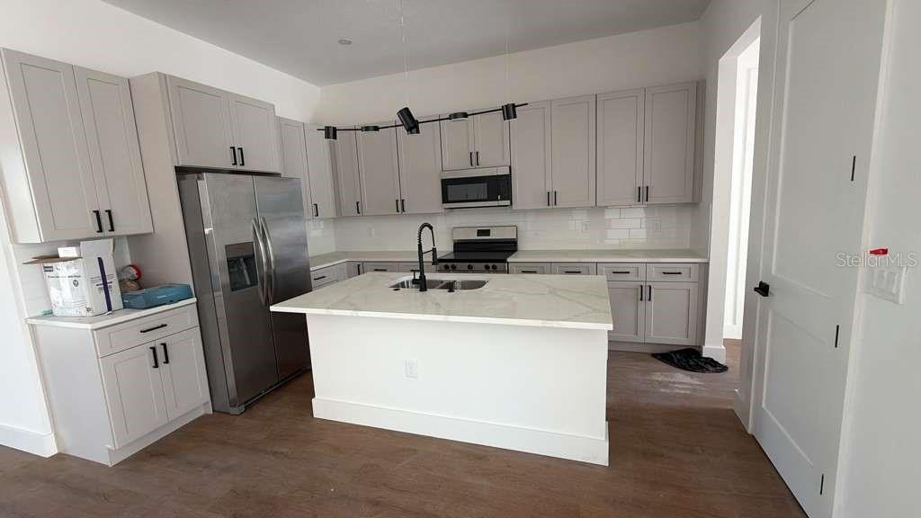 1400 MENDAVIA TER, NORTH PORT, FL — photo 42