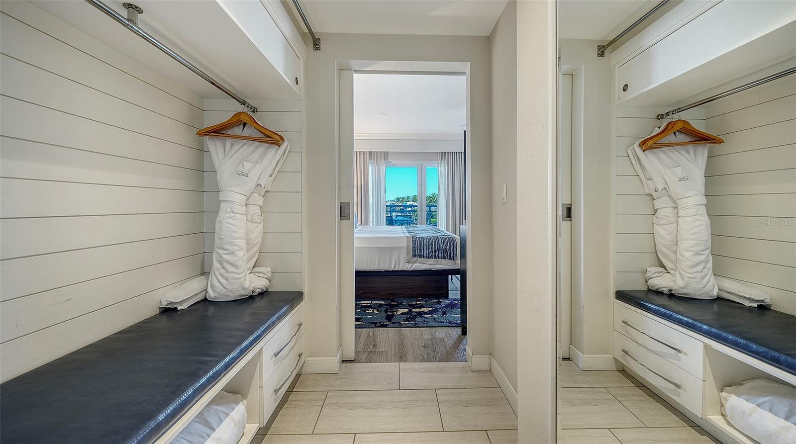 225 SANDS POINT RD #7205, LONGBOAT KEY, FL — photo 16
