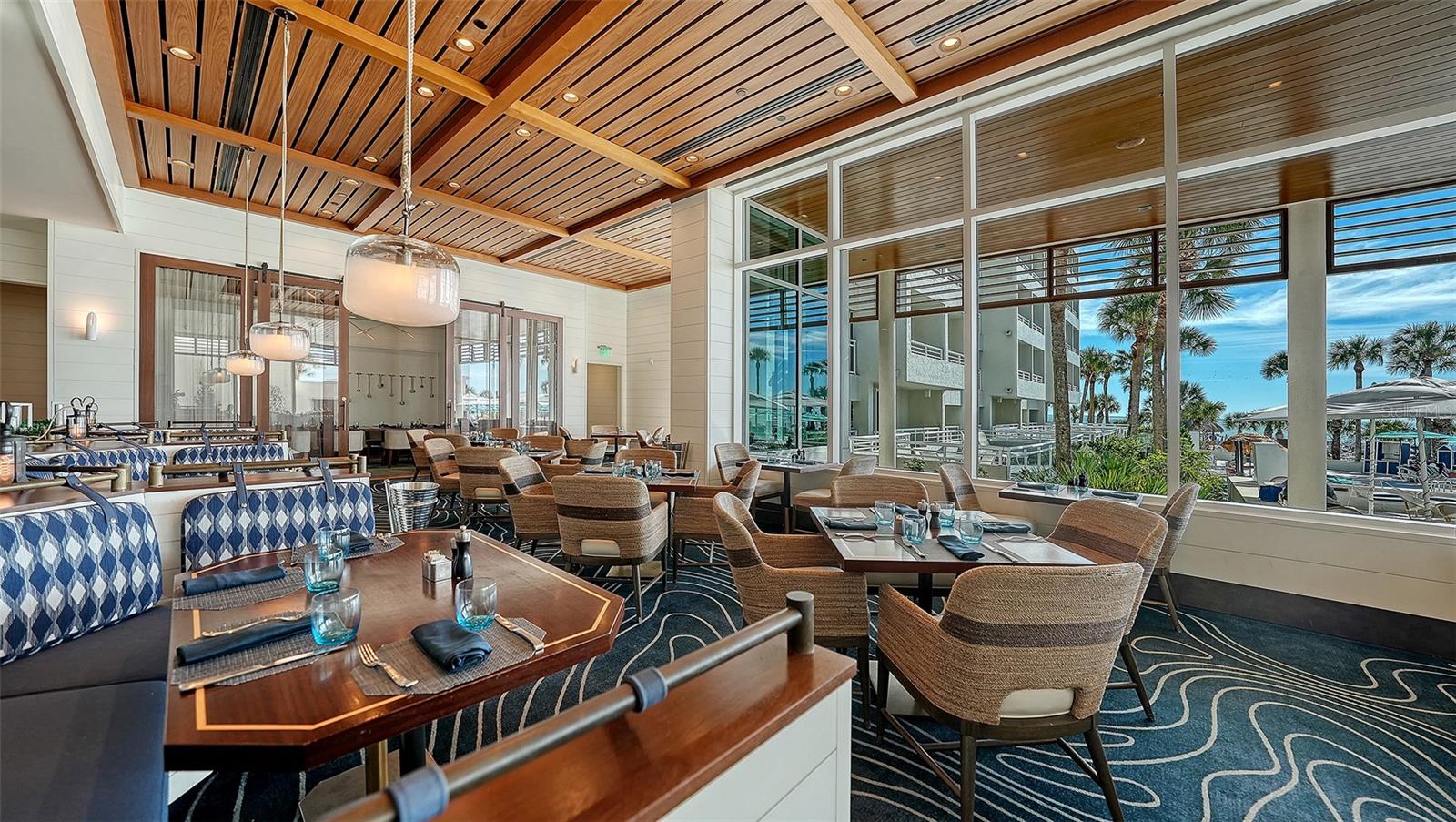 225 SANDS POINT RD #7205, LONGBOAT KEY, FL — photo 22