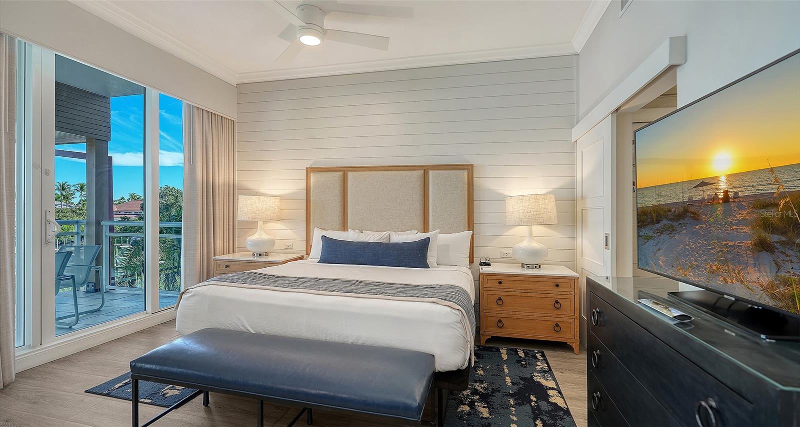 225 SANDS POINT RD #6201, LONGBOAT KEY, FL — photo 16