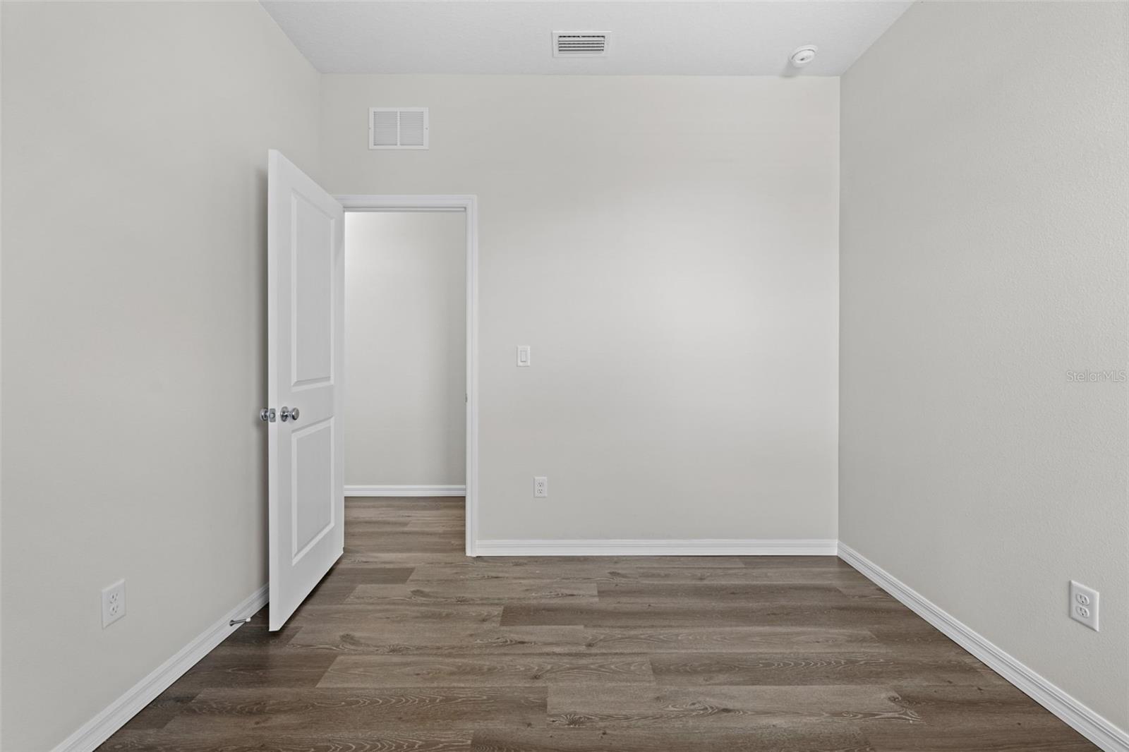 9316 GENTLE BEN CT, WEEKI WACHEE, FL — photo 39