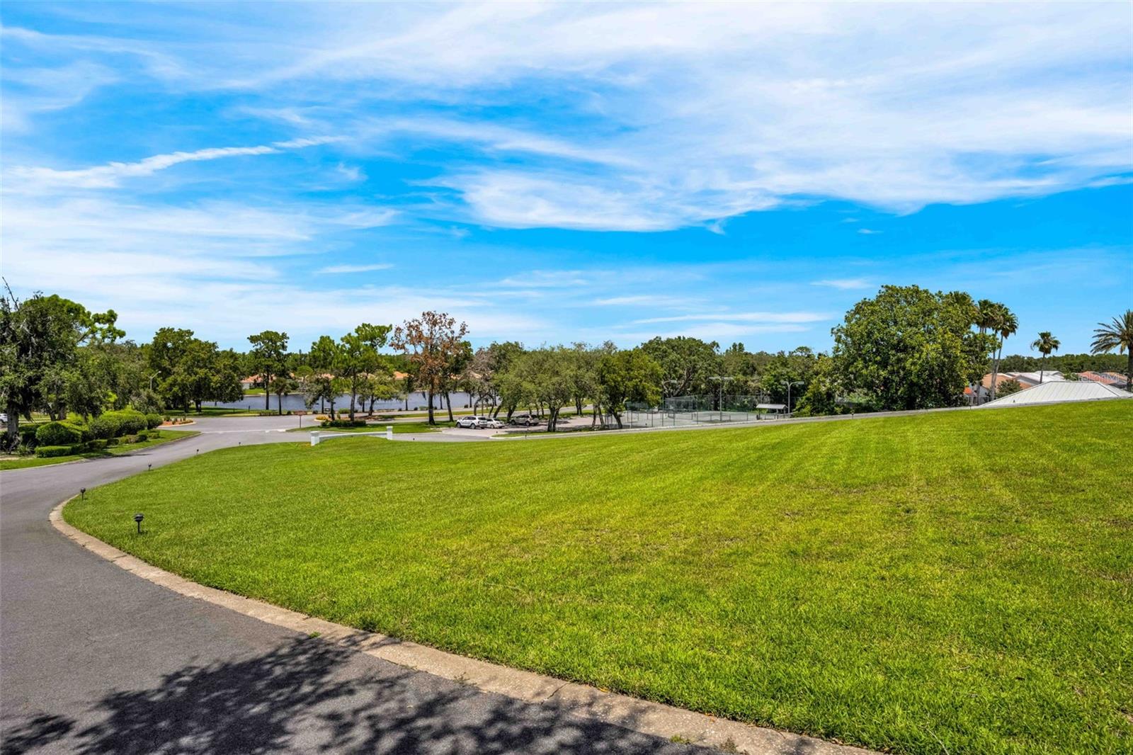 9316 GENTLE BEN CT, WEEKI WACHEE, FL — photo 76