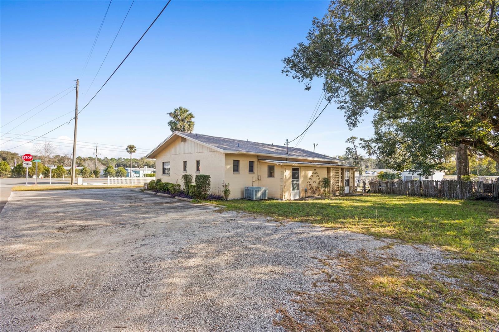 1995 N VOLUSIA AVE, ORANGE CITY, FL — photo 3