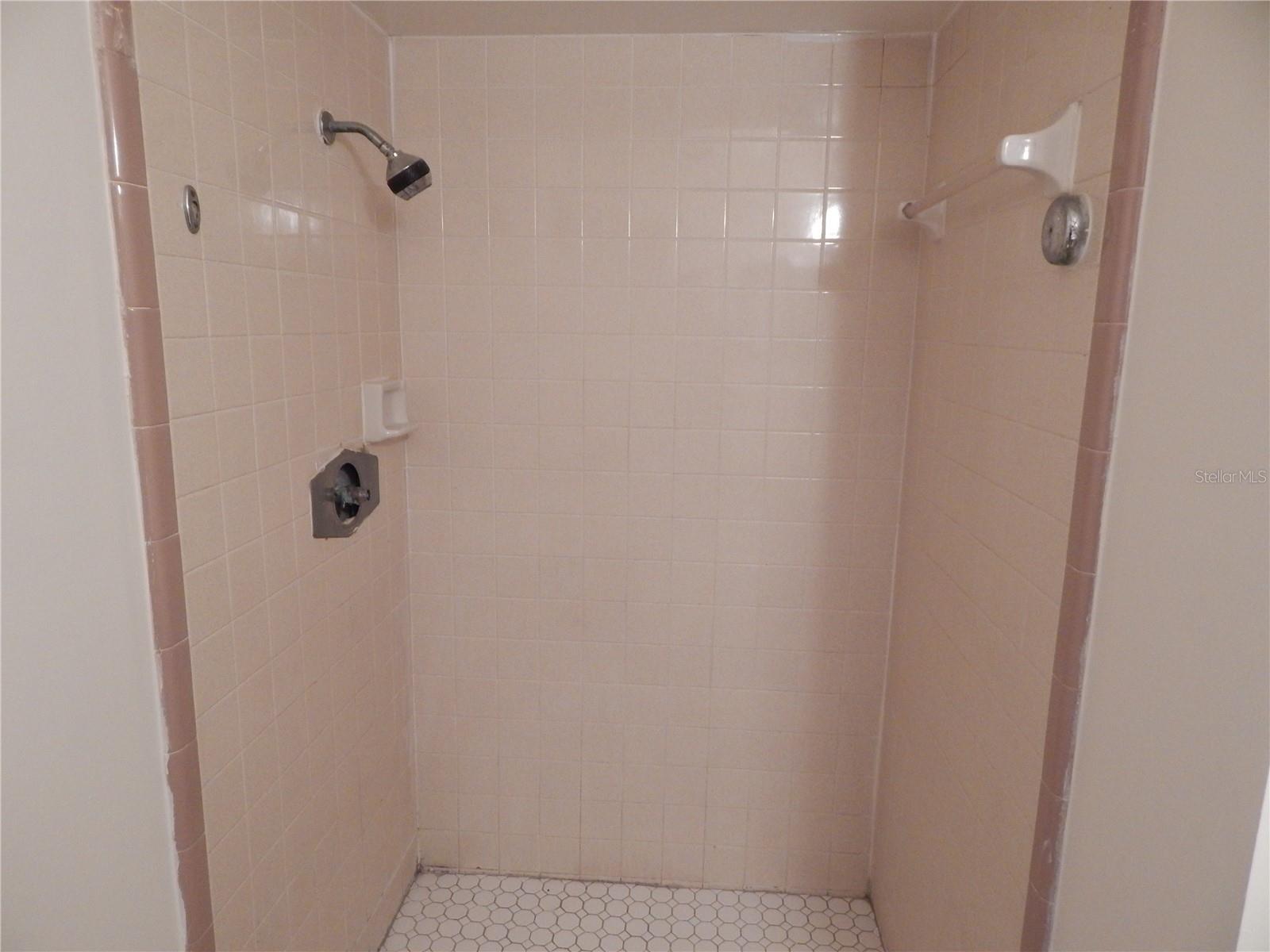 2505 CORAL AVE, KISSIMMEE, FL — photo 16