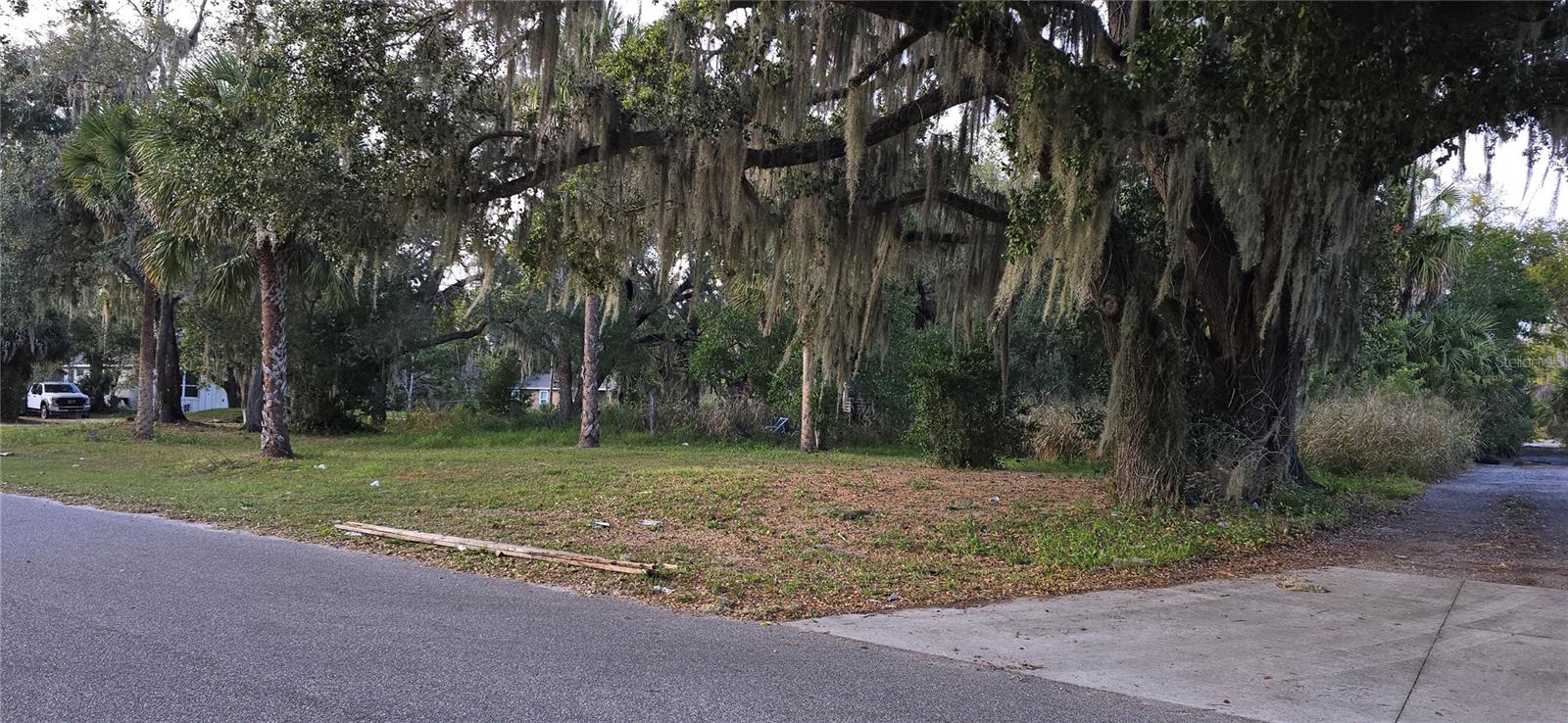 E 11TH ST, SANFORD, FL — photo 4