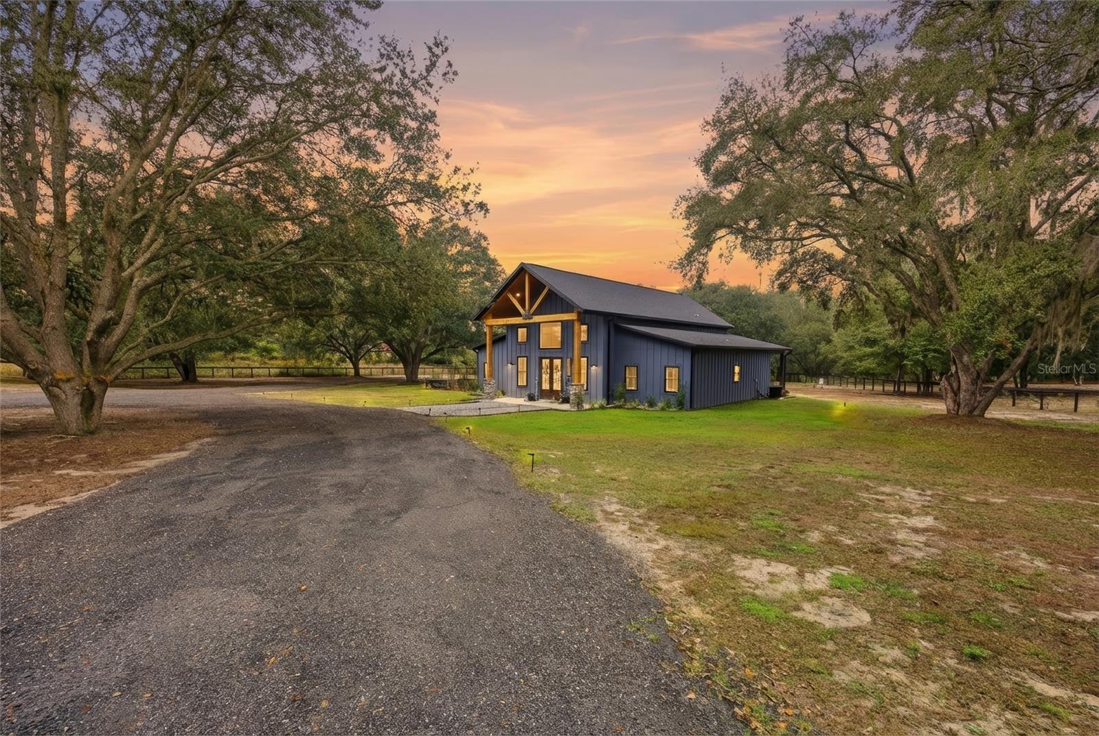 12052 SE 101ST COURT RD, BELLEVIEW, FL — photo 2