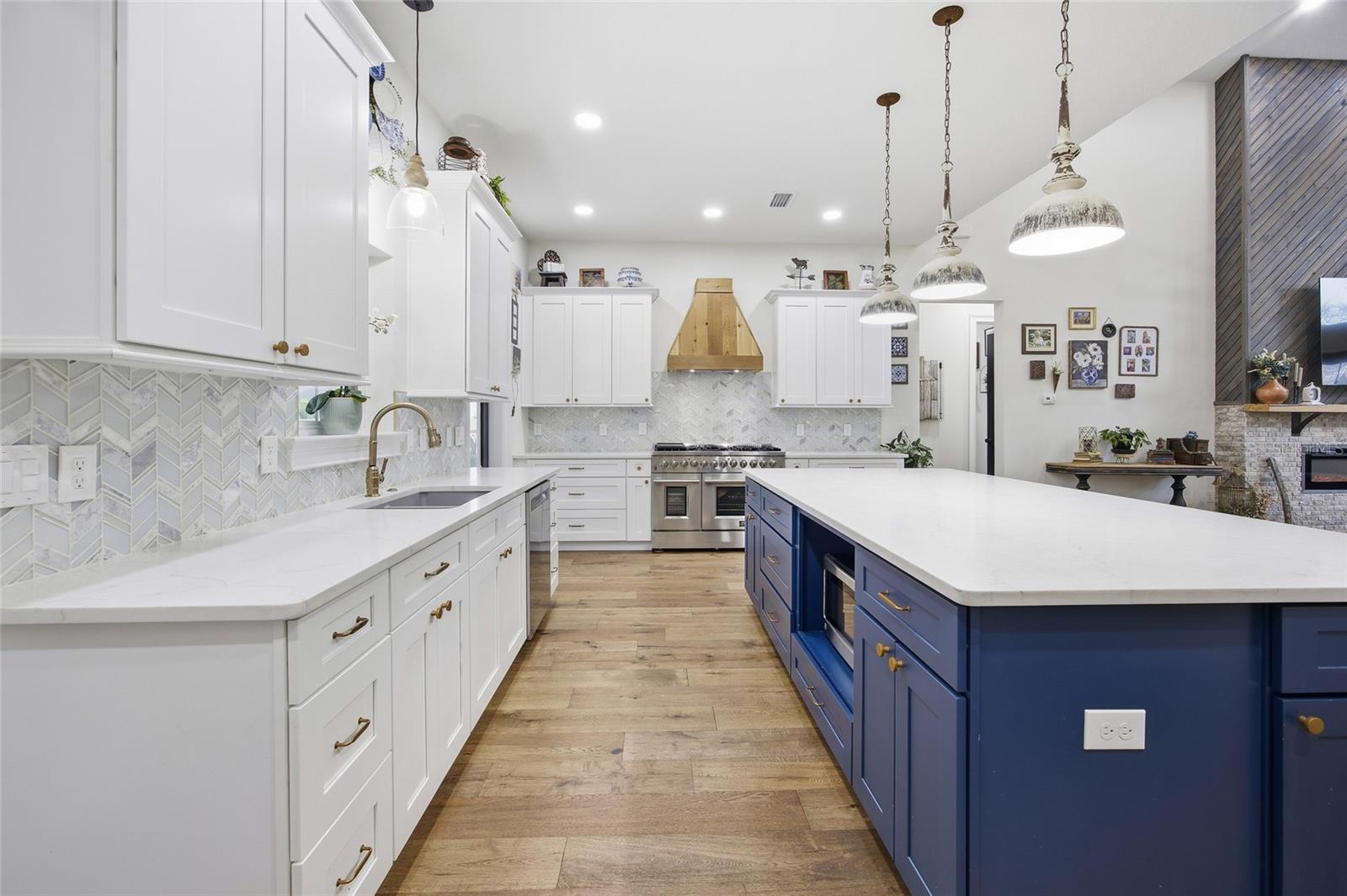 12052 SE 101ST COURT RD, BELLEVIEW, FL — photo 15