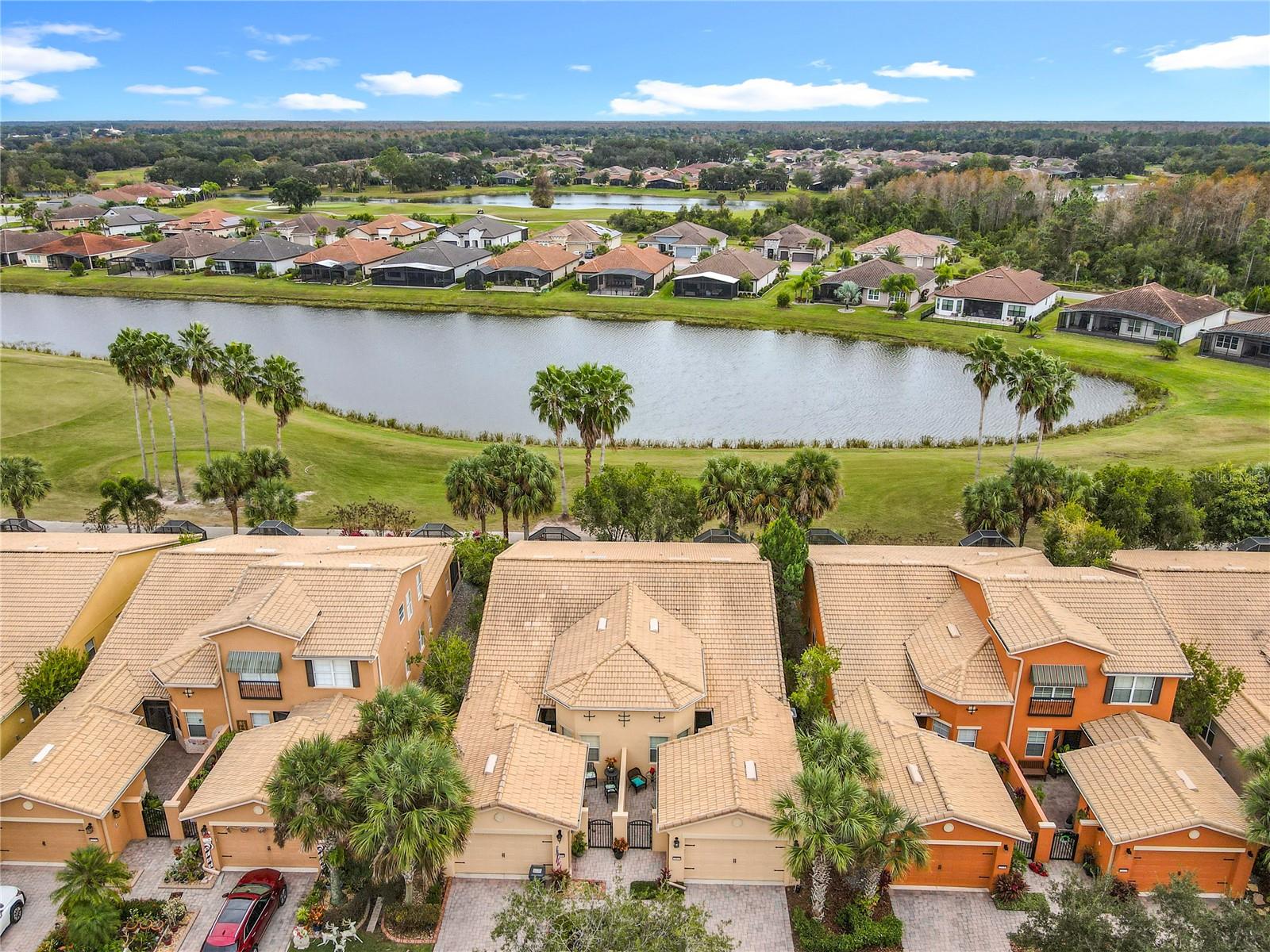 2472 PALM TREE DR, KISSIMMEE, FL — photo 4