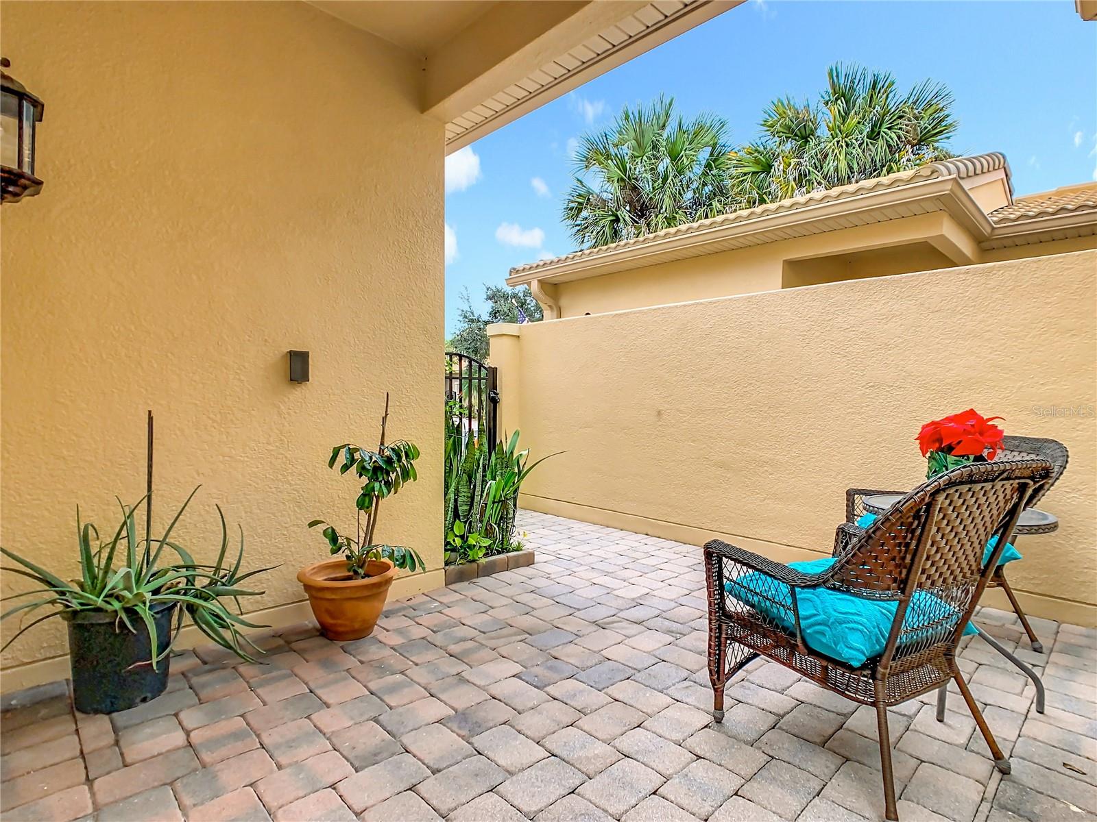 2472 PALM TREE DR, KISSIMMEE, FL — photo 10