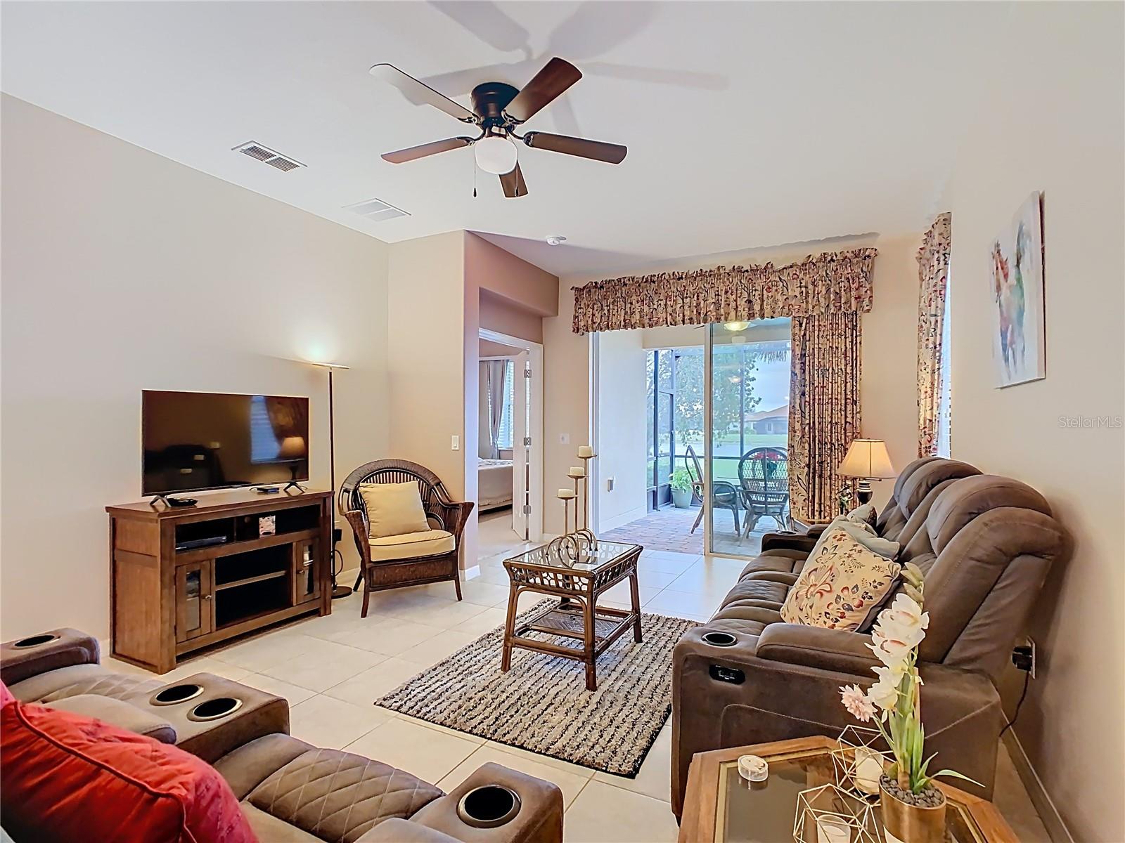 2472 PALM TREE DR, KISSIMMEE, FL — photo 24